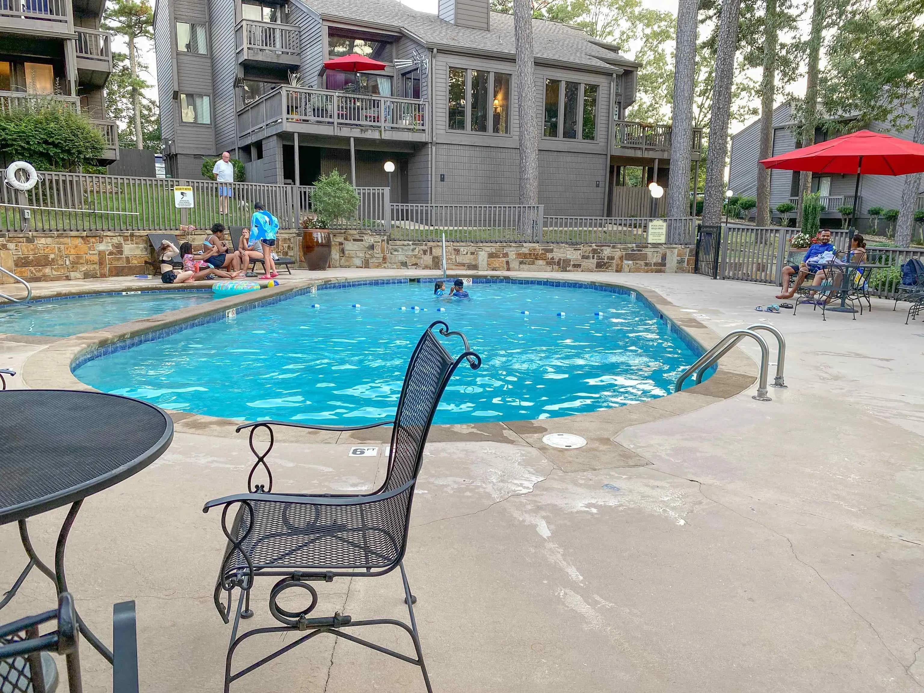 Property at 200  Hamilton oaks, E3 - Image 26
