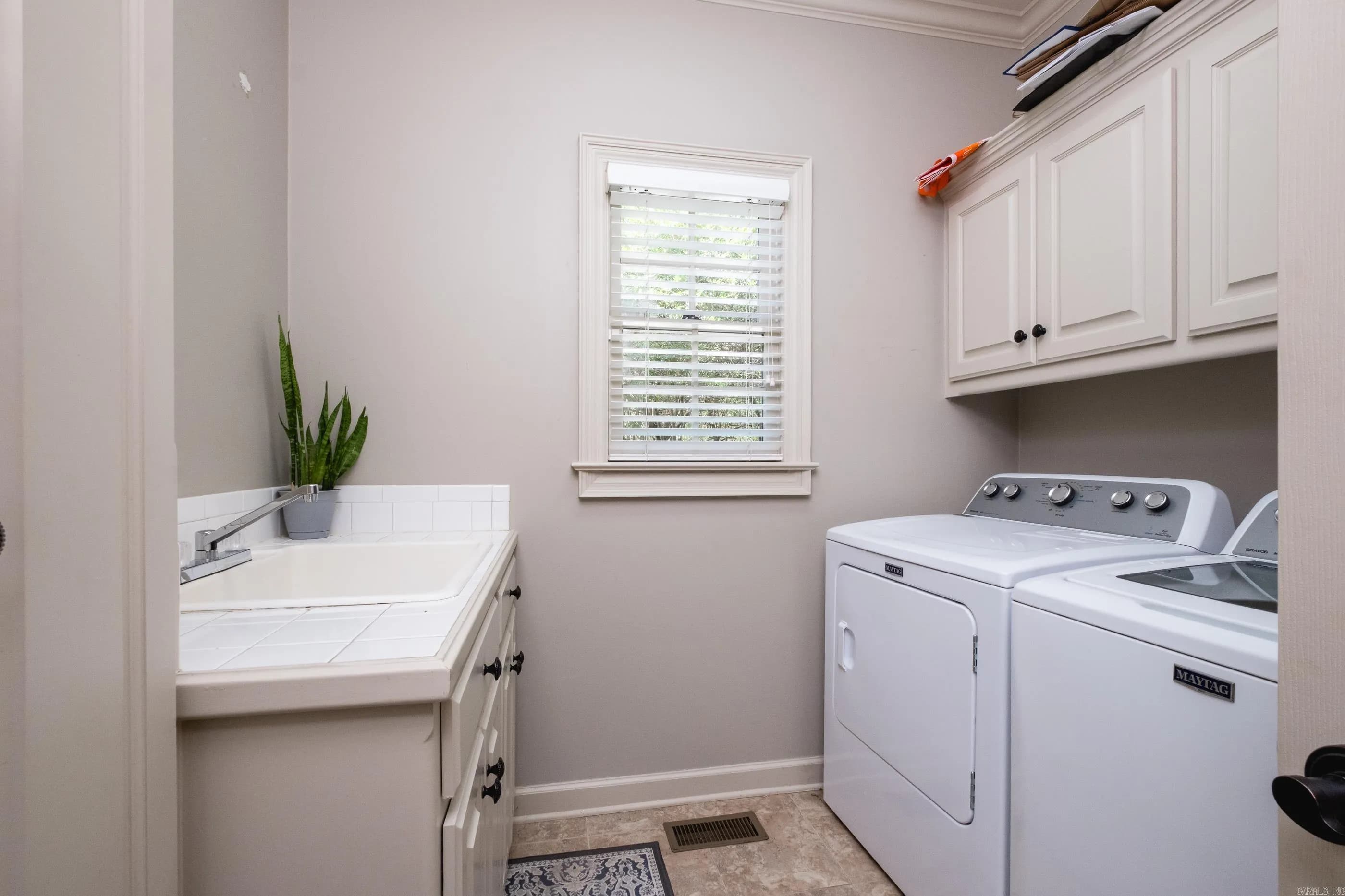 Property at 58  Bascom - Image 25
