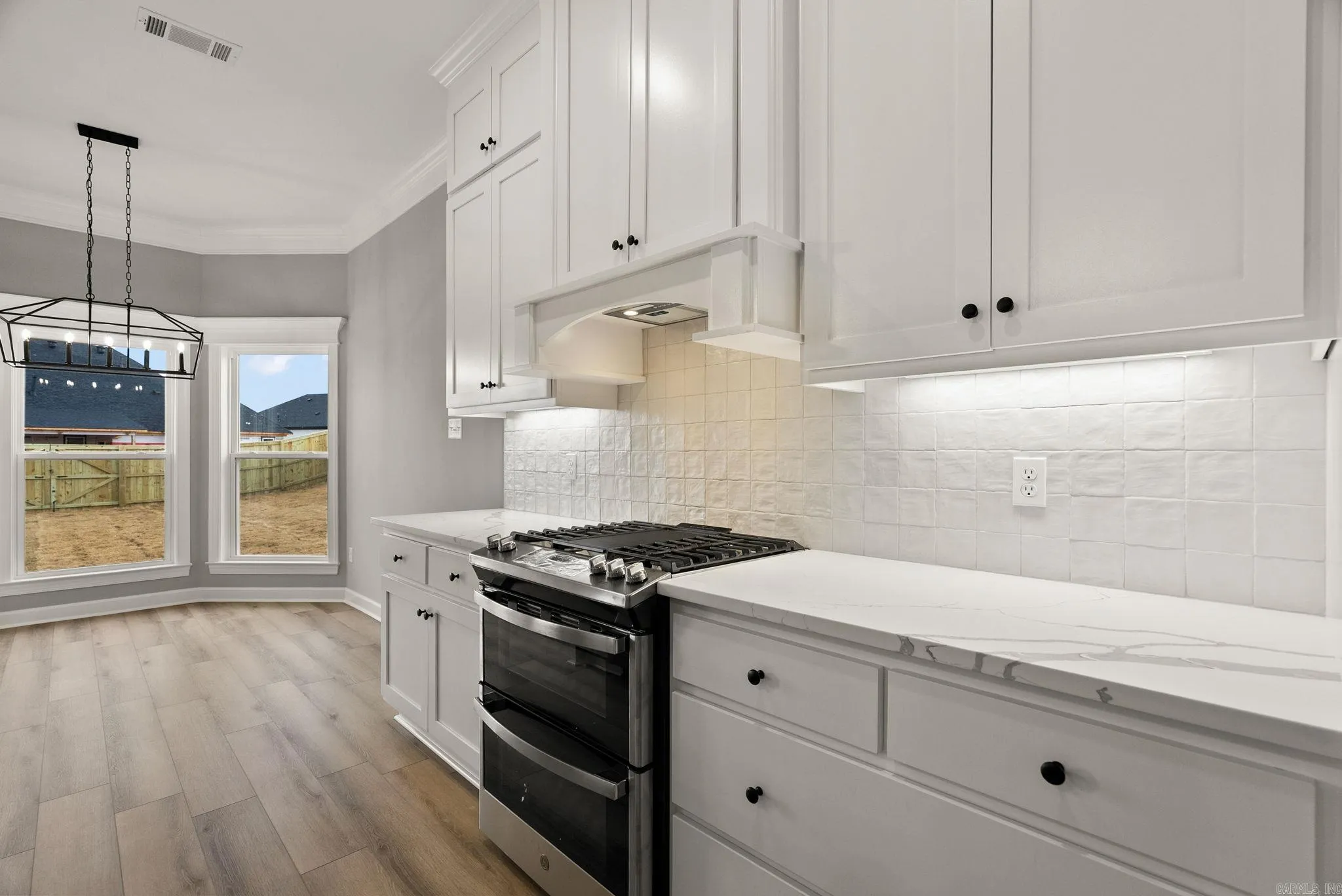 Property at 121  Natural trail - Image 23