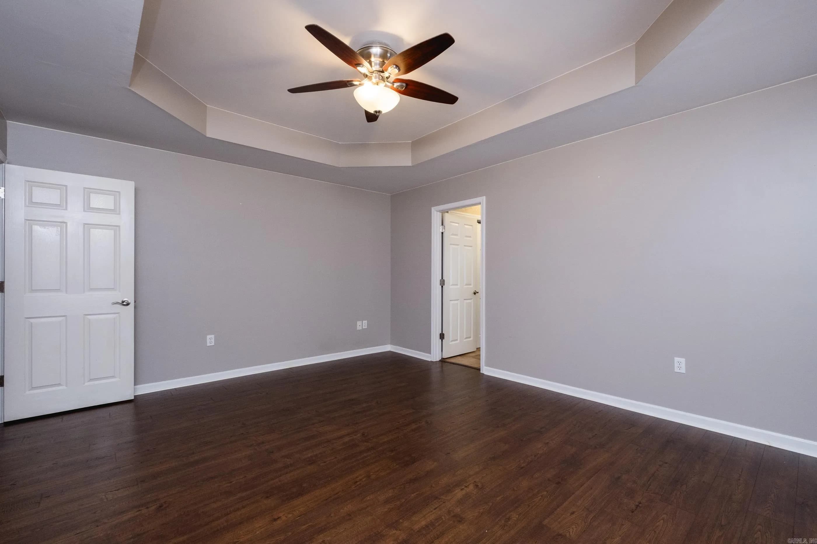 Property at 1806  Point west - Image 23