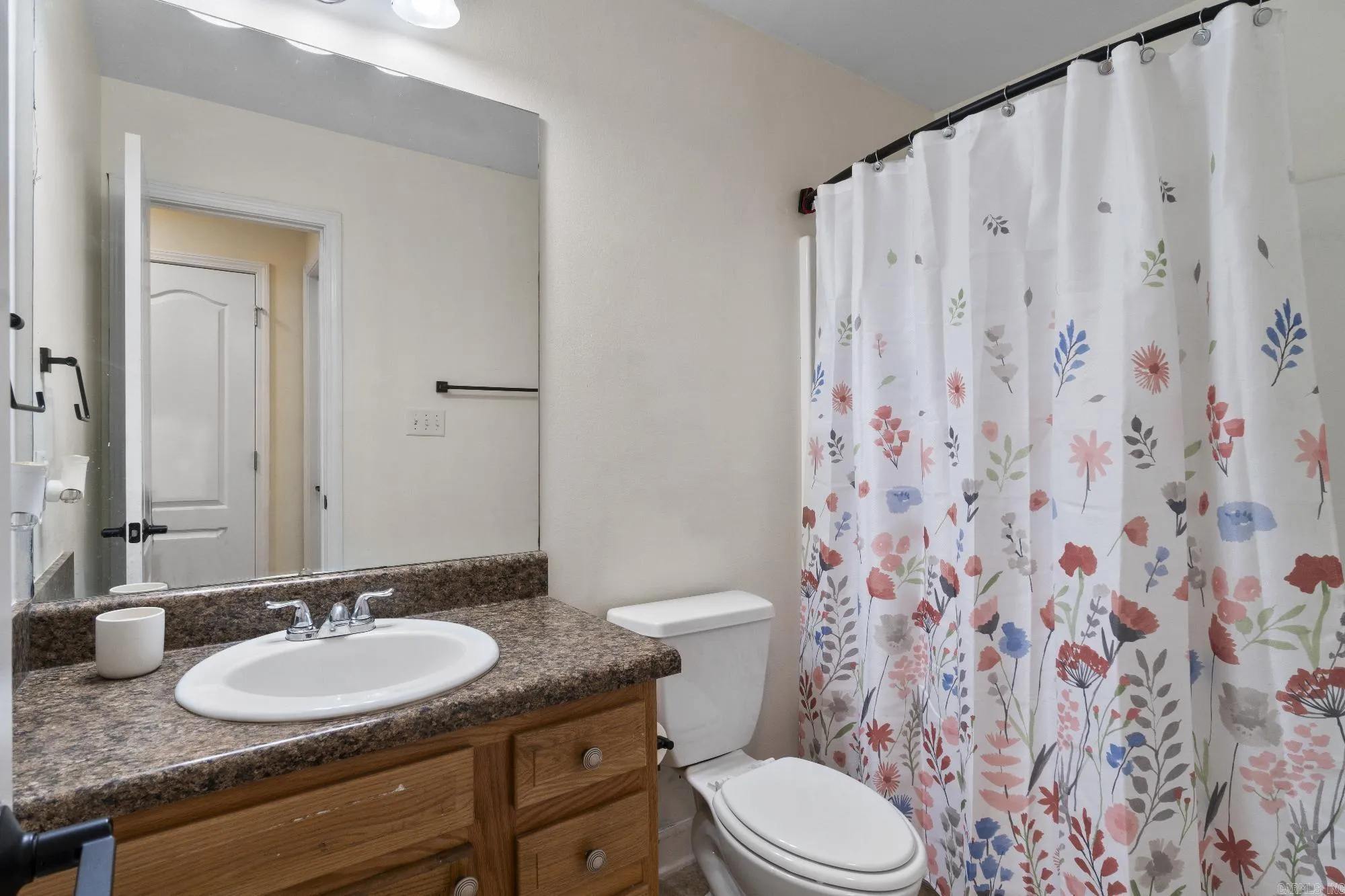 Property at 345  Meadow creek dr - Image 21