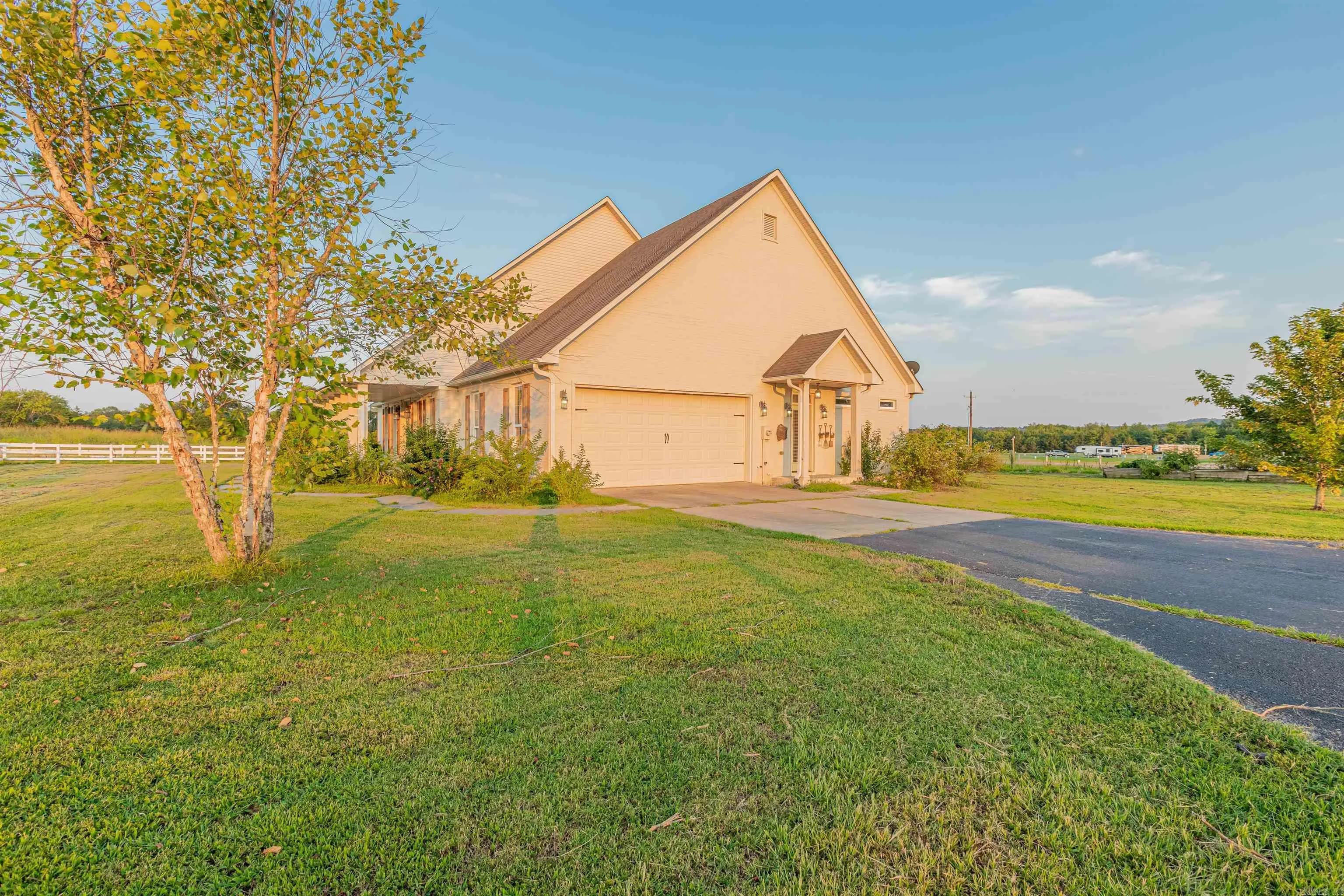 Property at 195  Green valley dr - Image 5