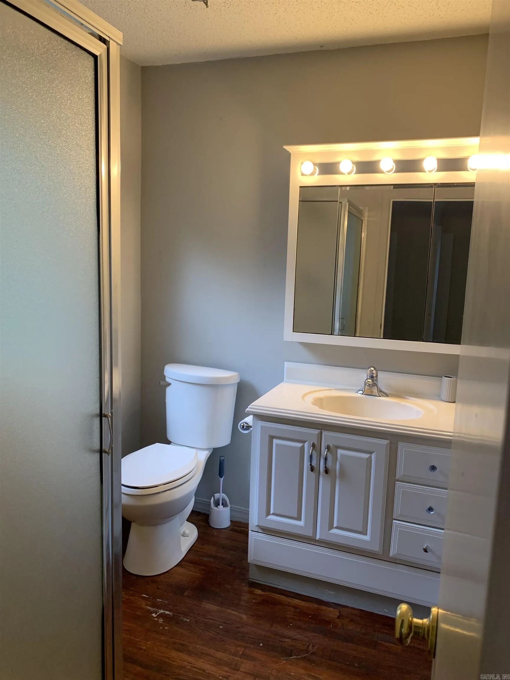 Property at 107  Ambrose - Image 12