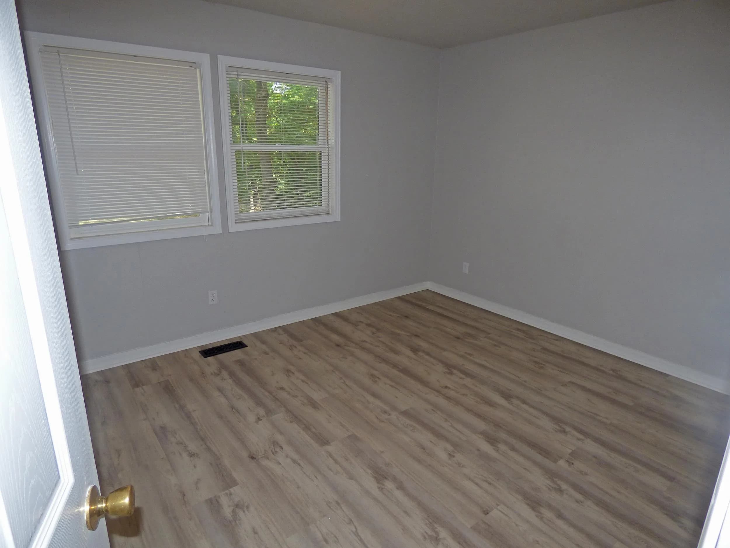 Property at 22 S Wichita - Image 7