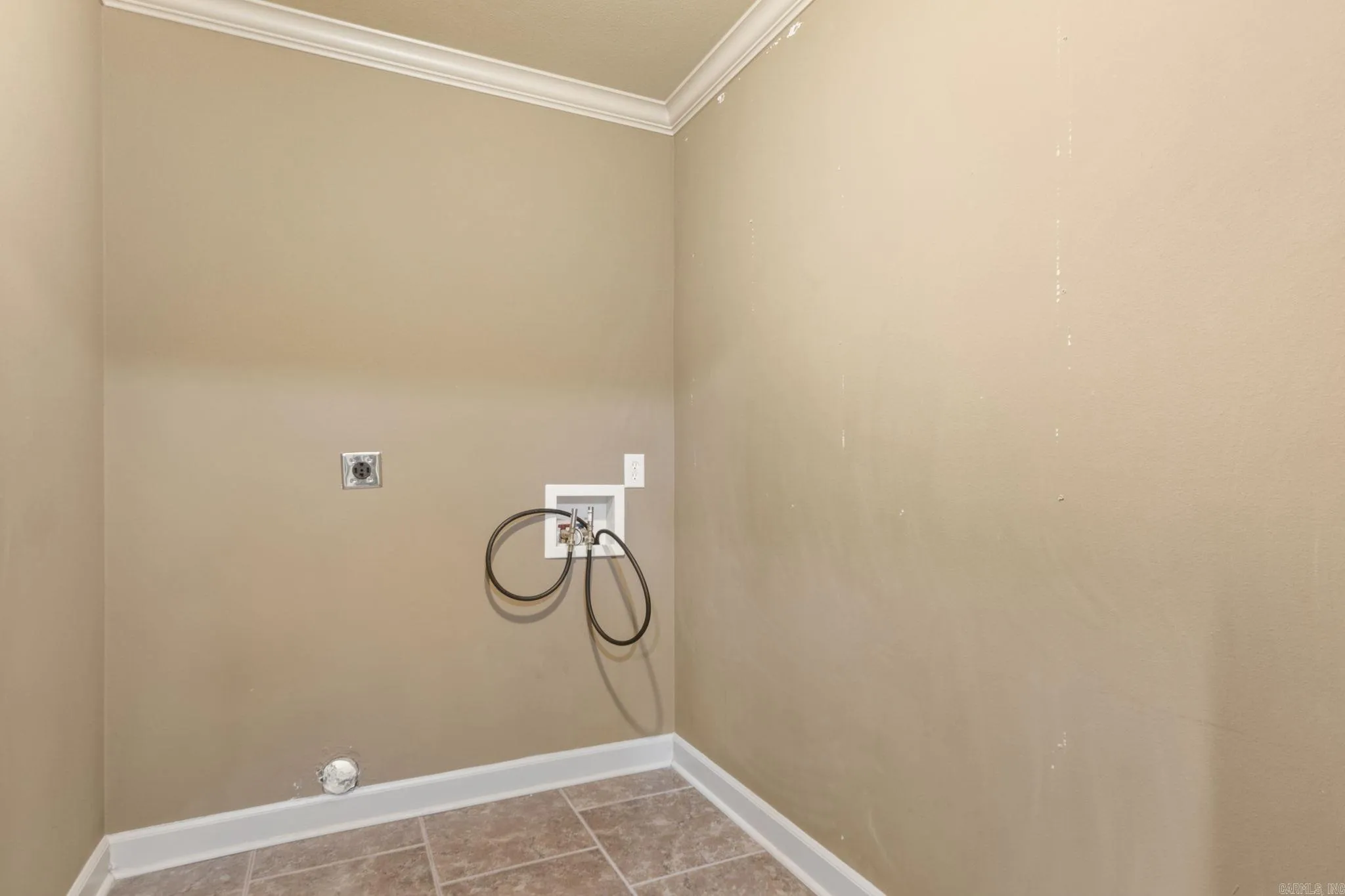 Property at 21  Crystalwood - Image 27