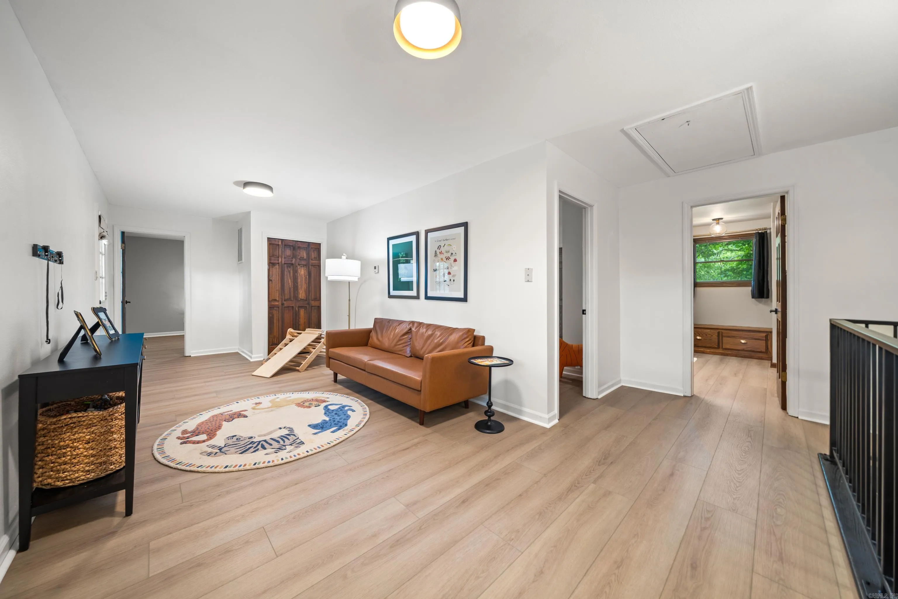 Property at 206  Wedgewood - Image 30