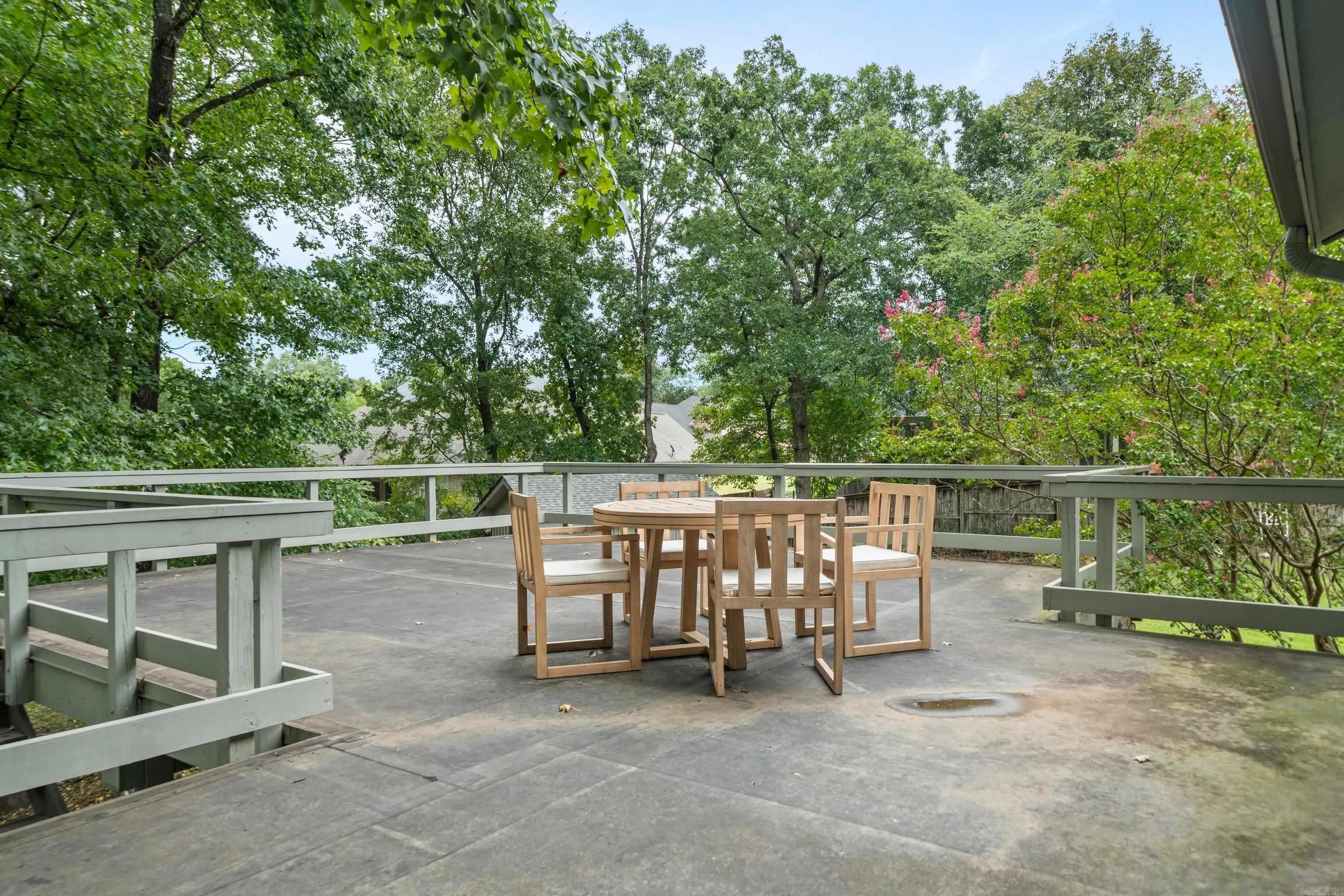 Property at 206  Wedgewood - Image 45