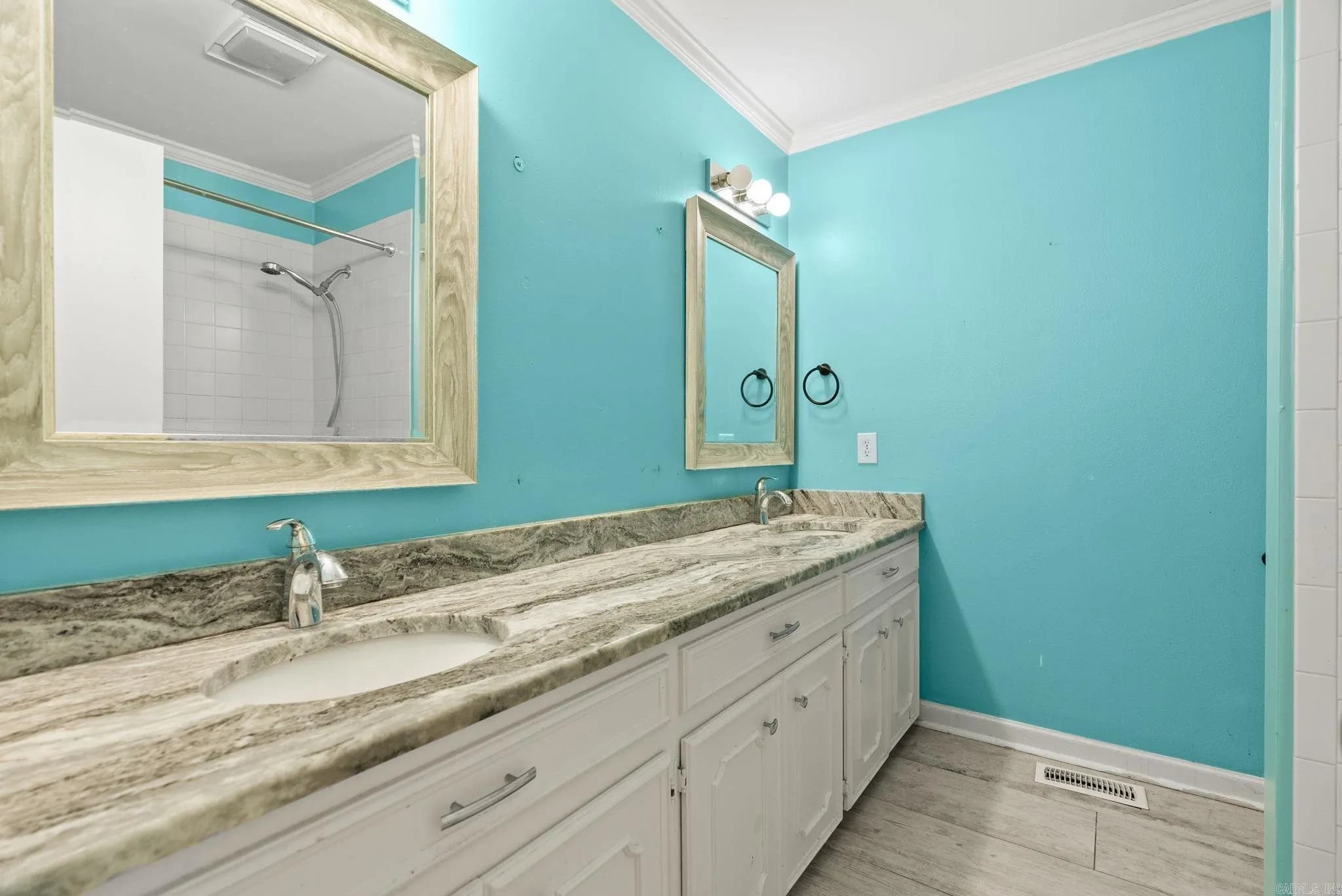 Property at 13  Misty - Image 11