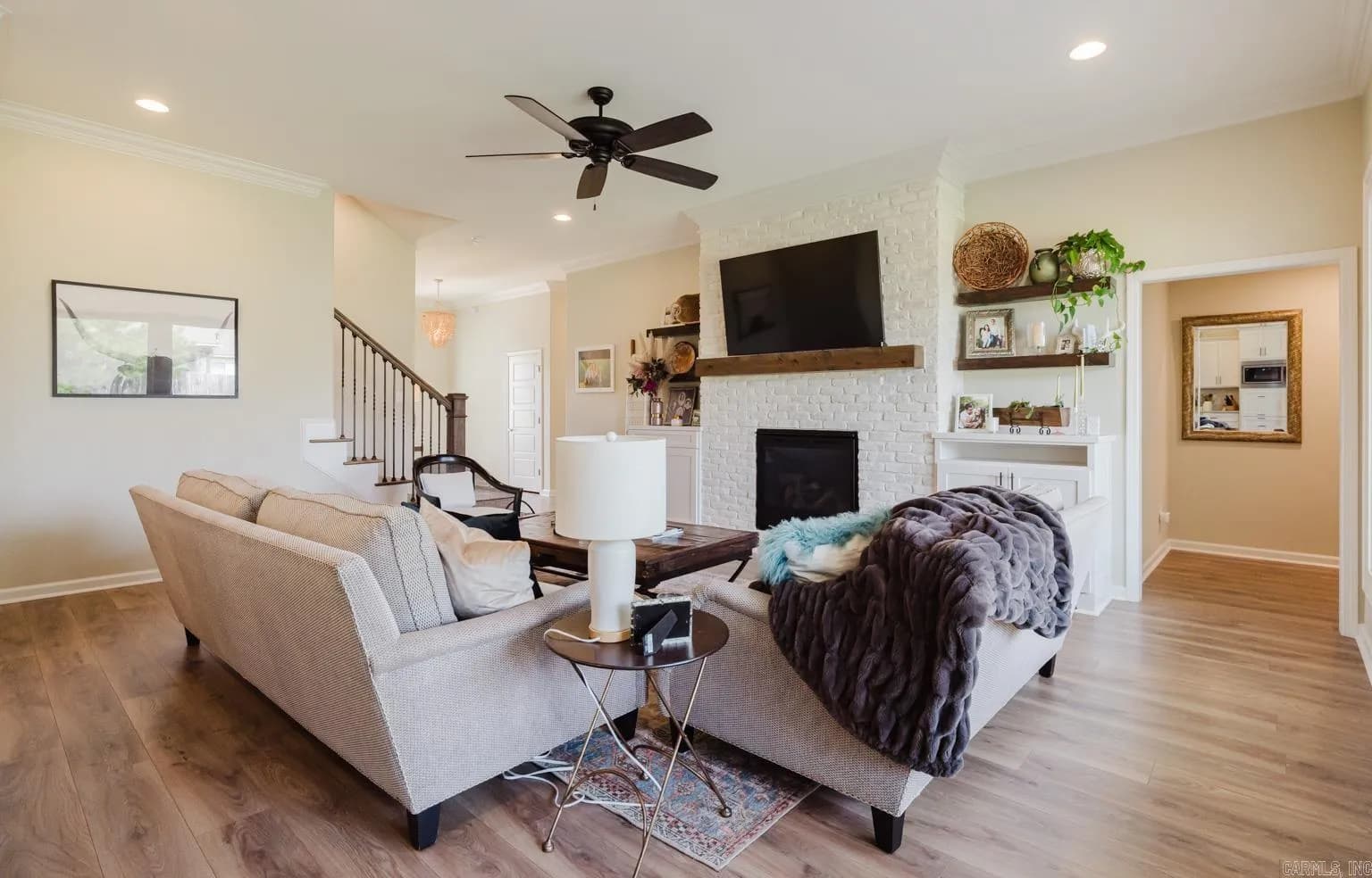 Property at 6009  Meridian - Image 11