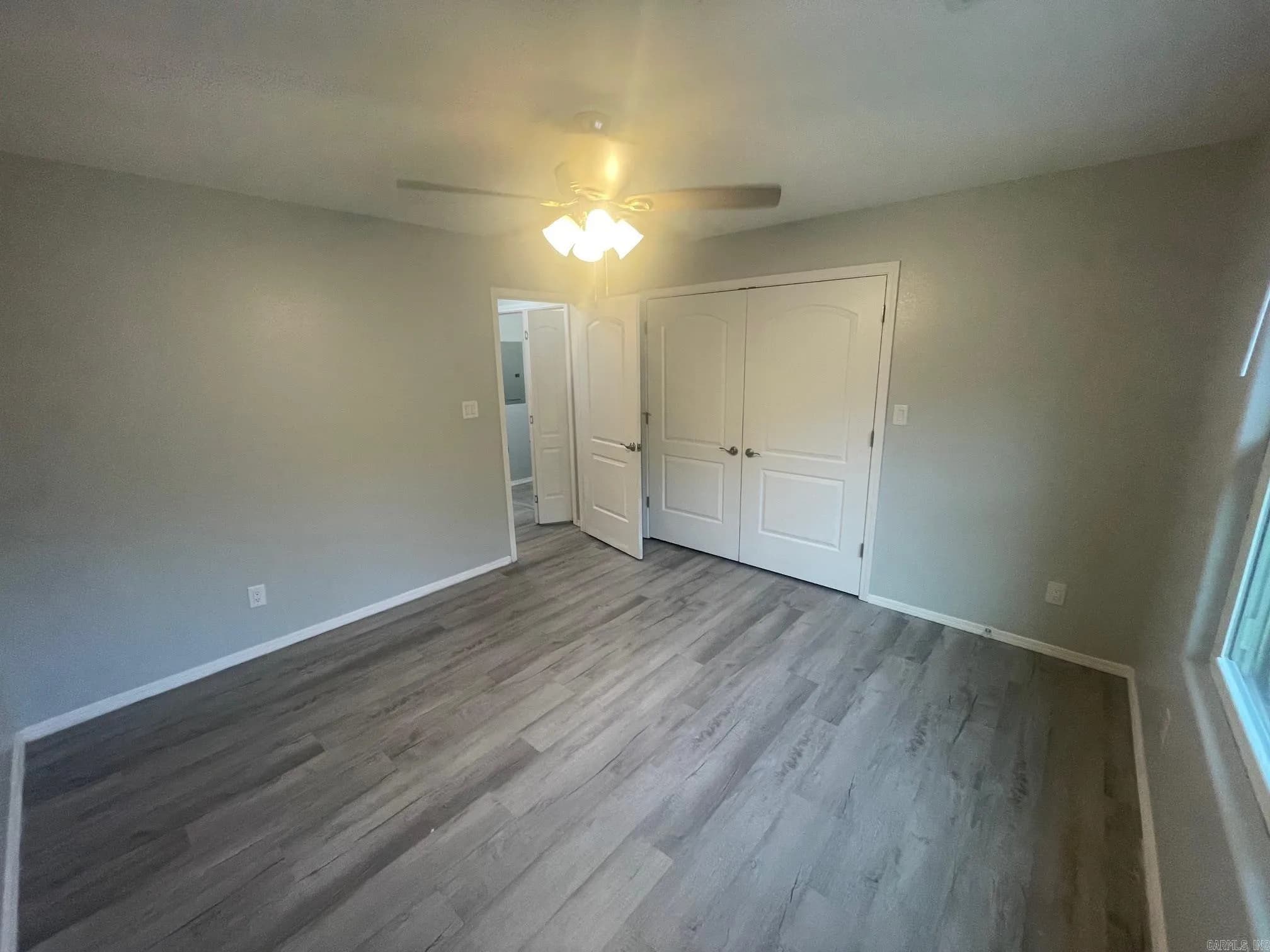 Property at 232  White eagle, B - Image 10