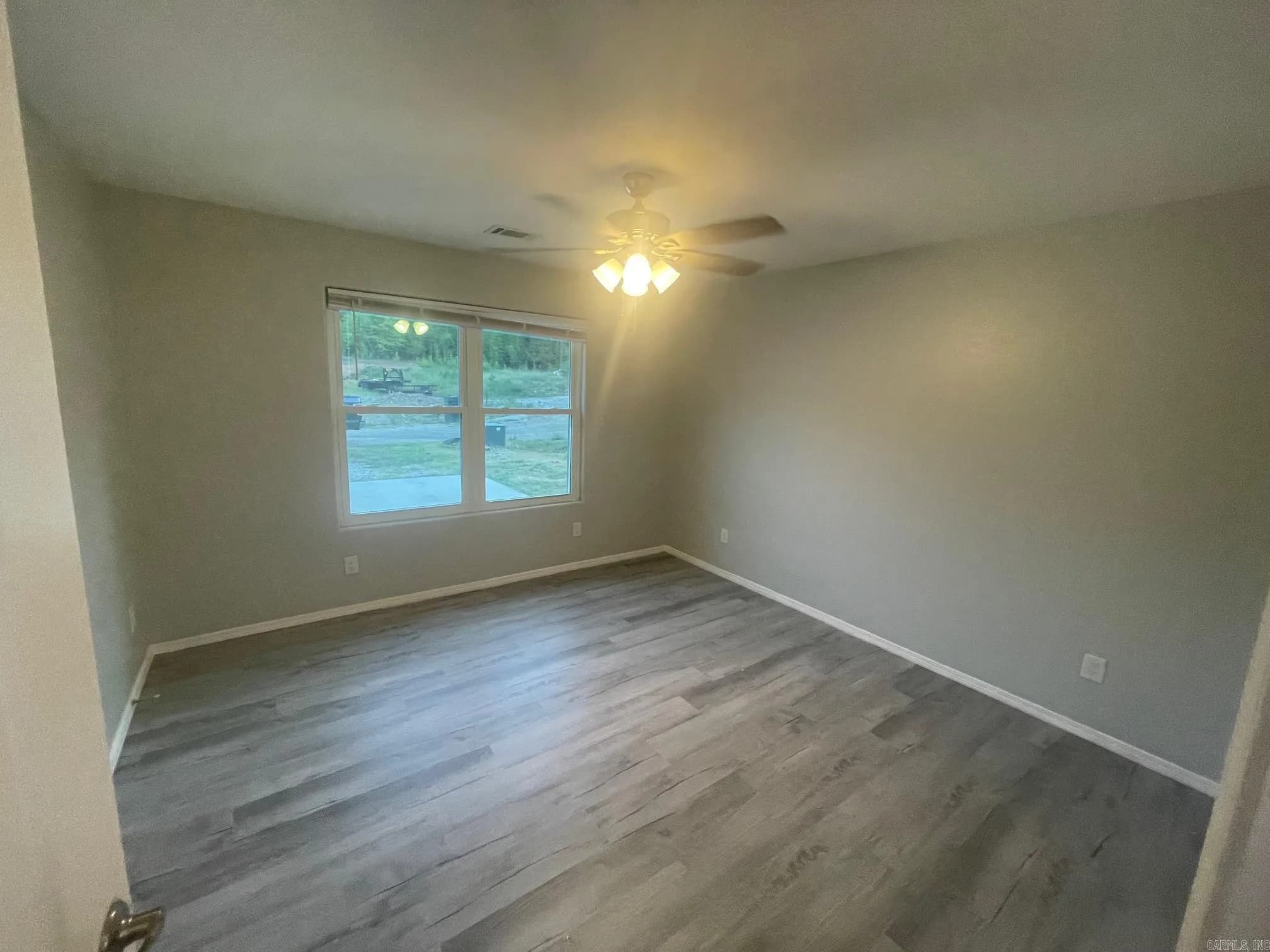 Property at 232  White eagle, B - Image 9