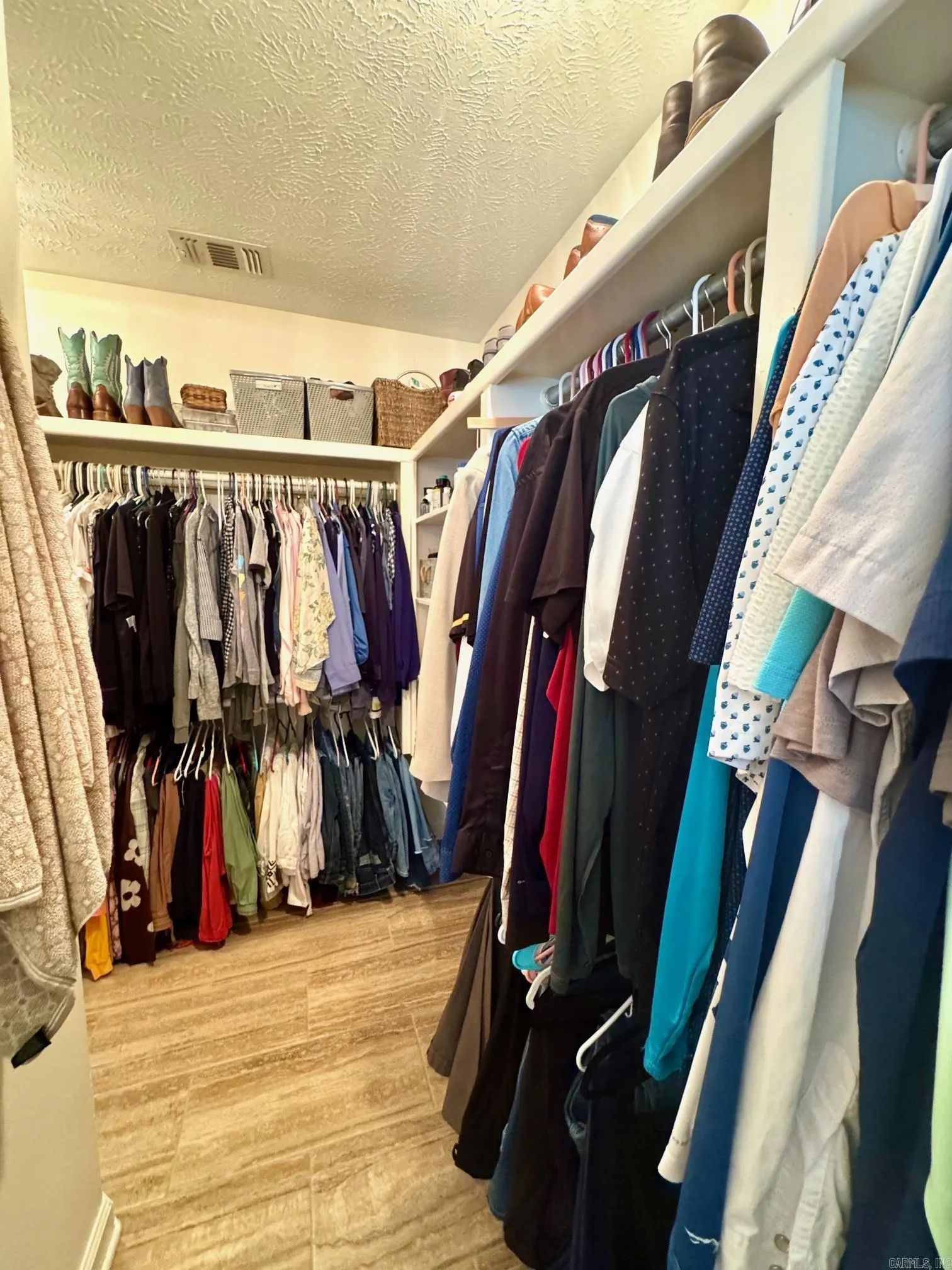 Property at 7  Jonnathan - Image 30