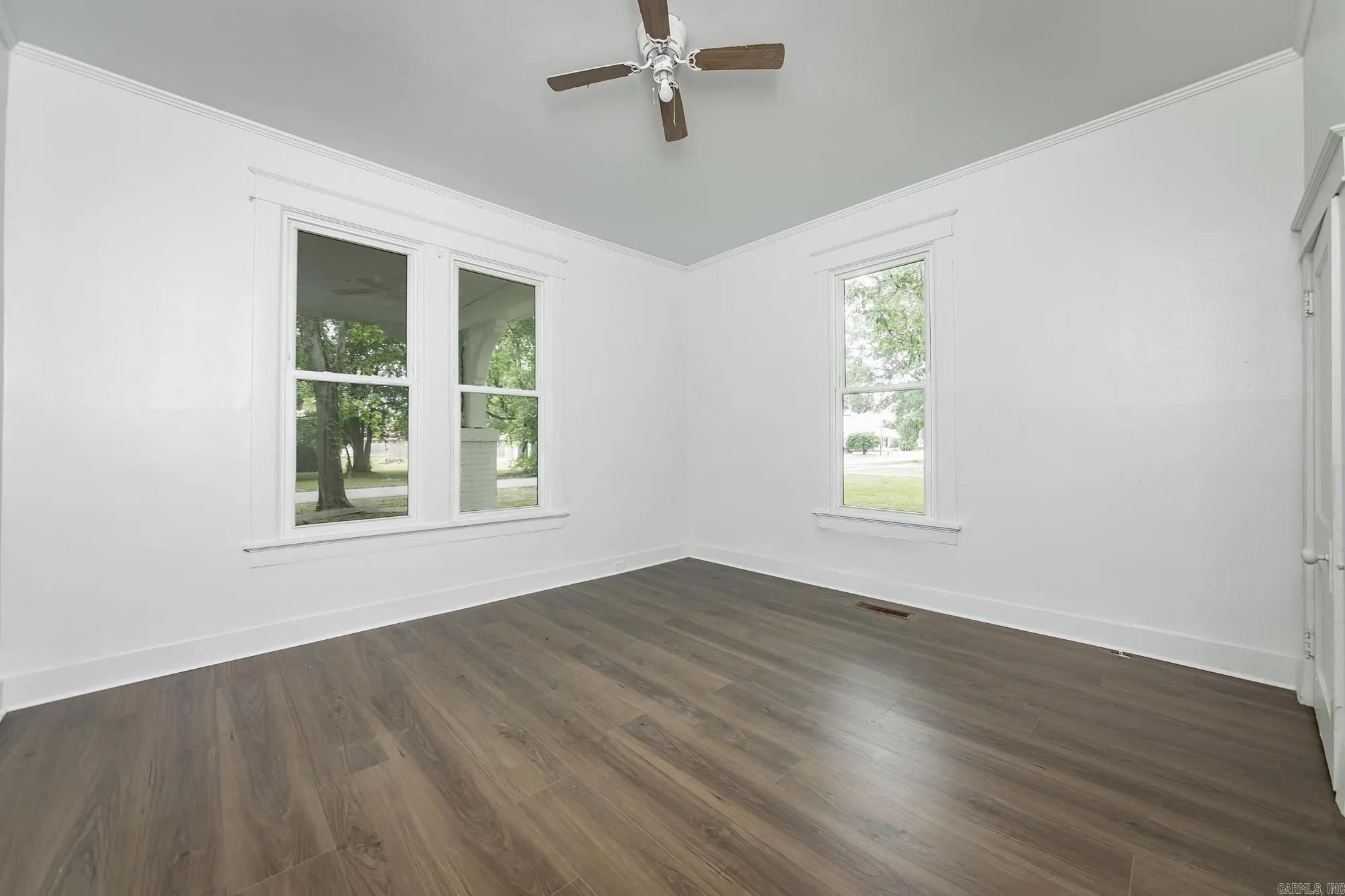 Property at 400 NE 1st - Image 16