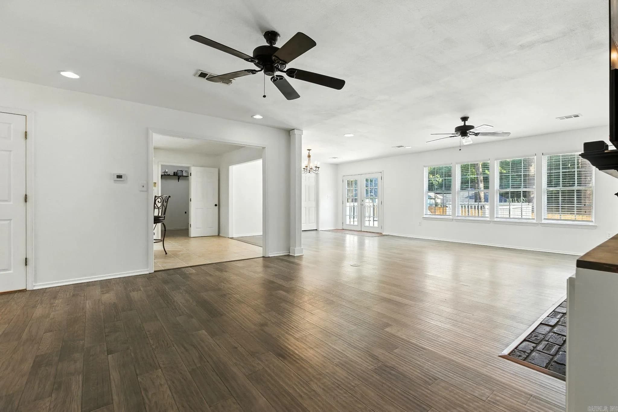 Property at 607  Holly lynn - Image 13