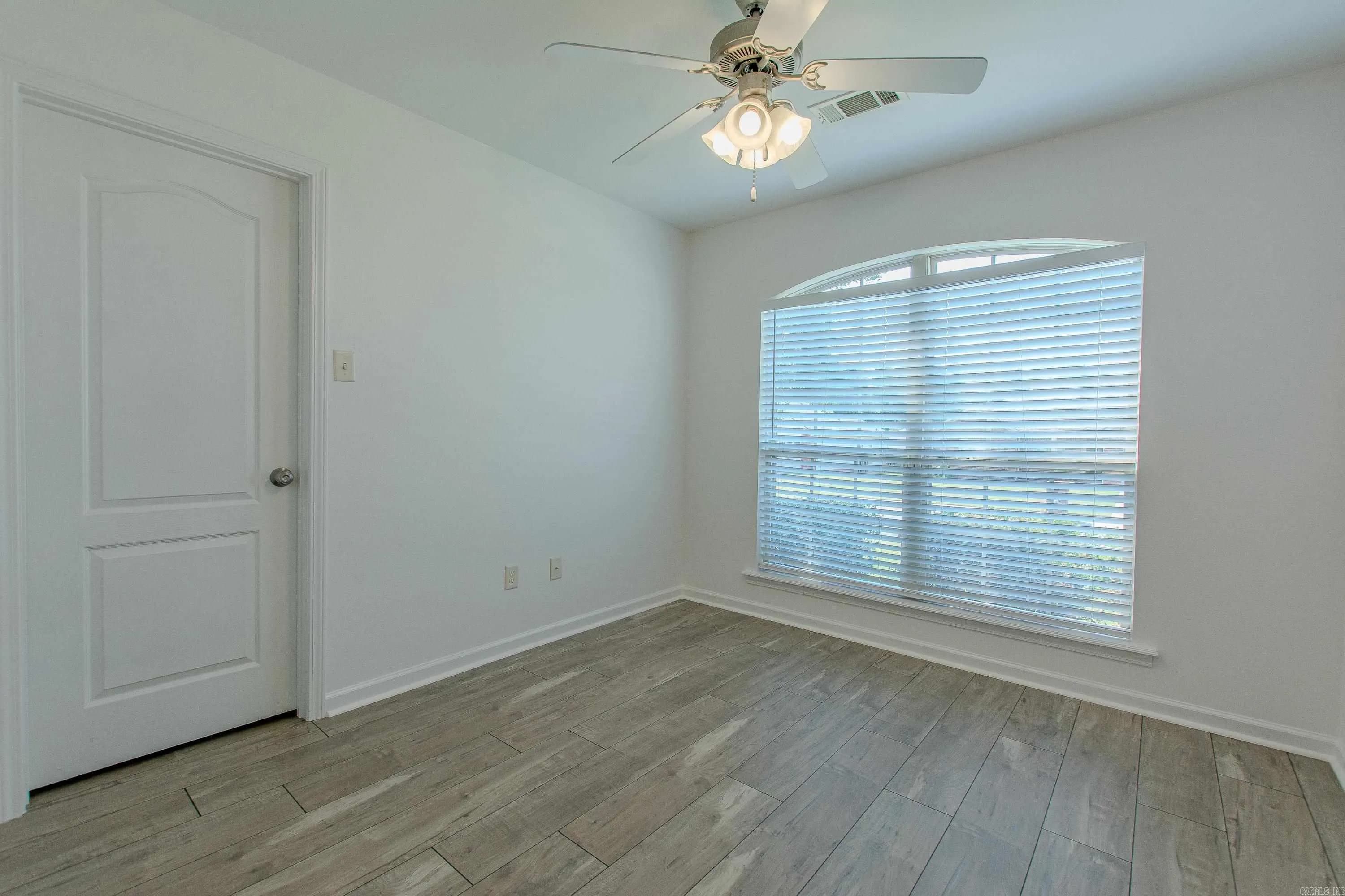 Property at 111  Lariat dr - Image 35