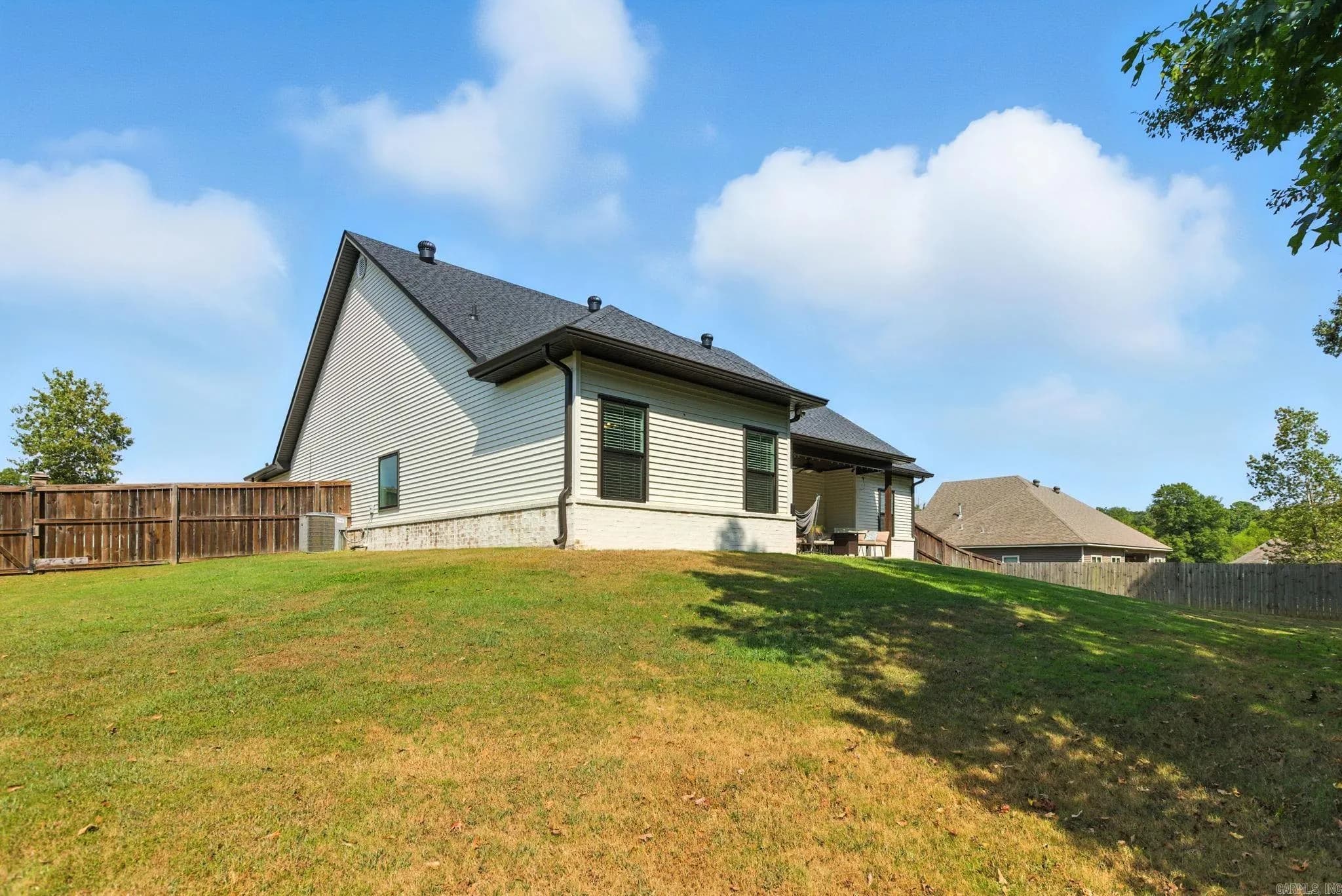Property at 4046  Hampton dr. - Image 39
