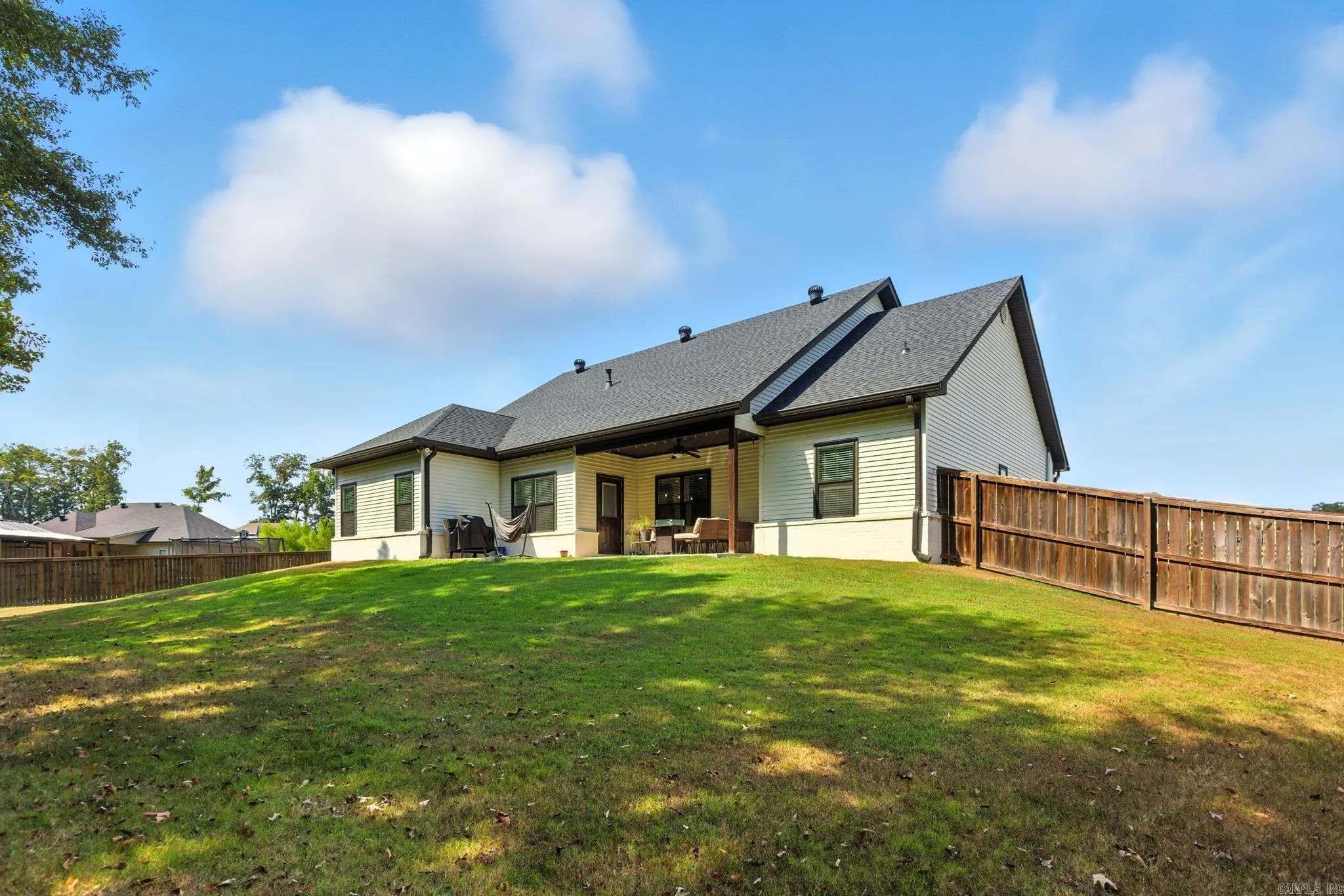 Property at 4046  Hampton dr. - Image 37
