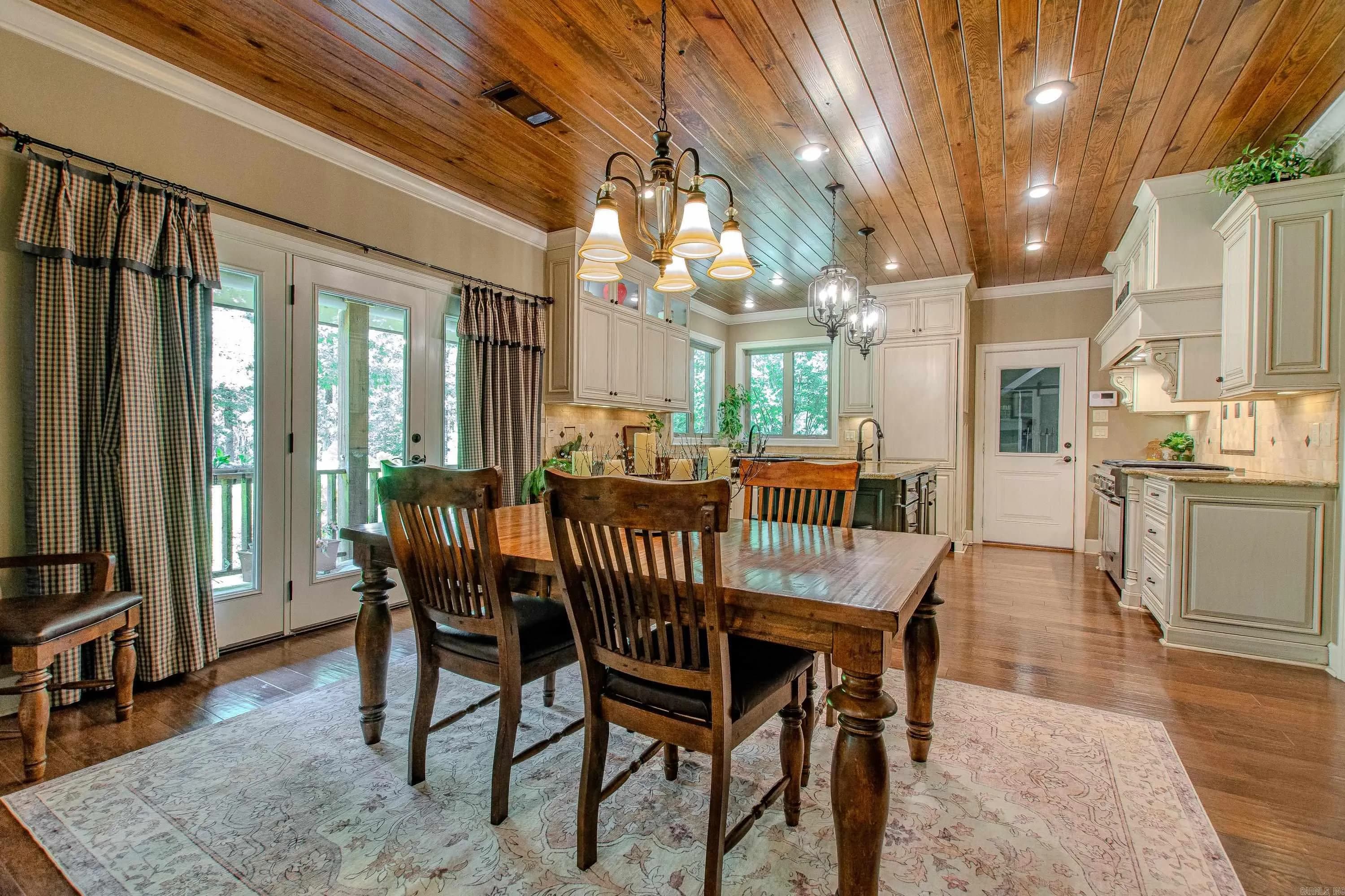 Property at 14800  Wild oak - Image 11