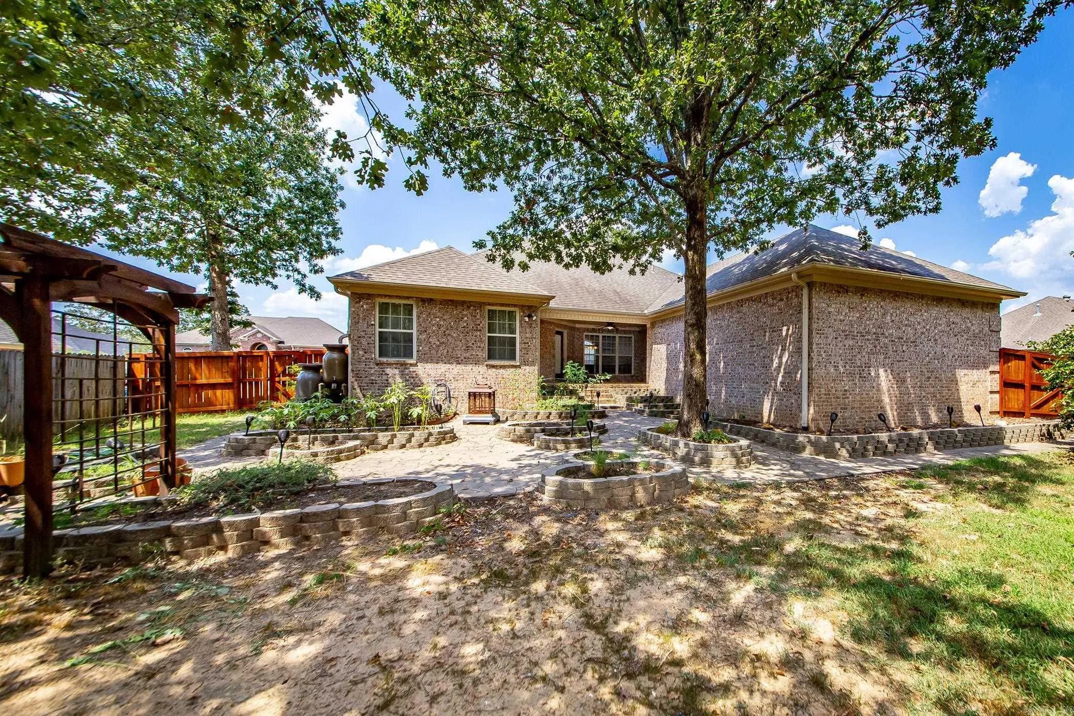 Property at 1308  Lost creek - Image 36
