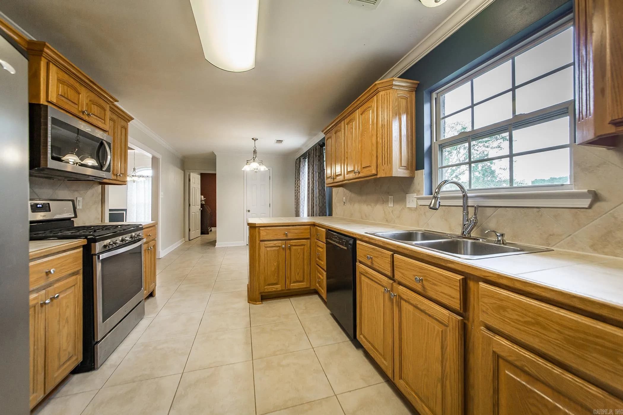 Property at 1308  Lost creek - Image 13