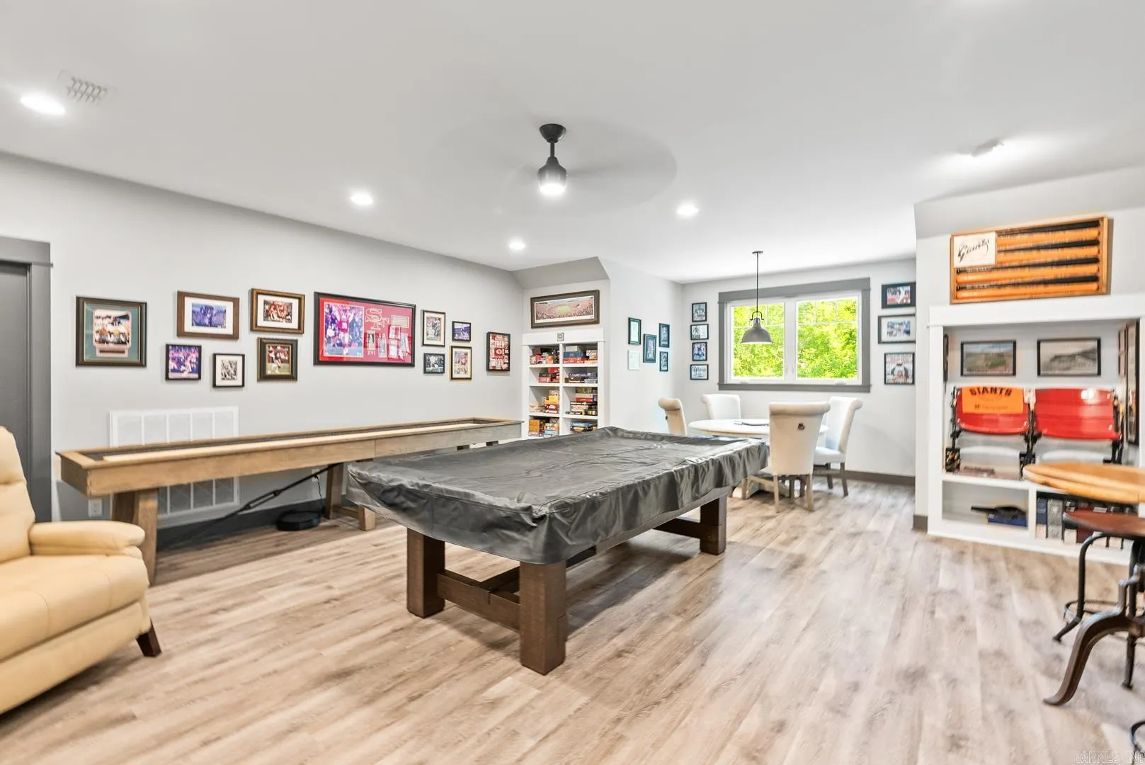 Property at 15  Tupelo court - Image 38