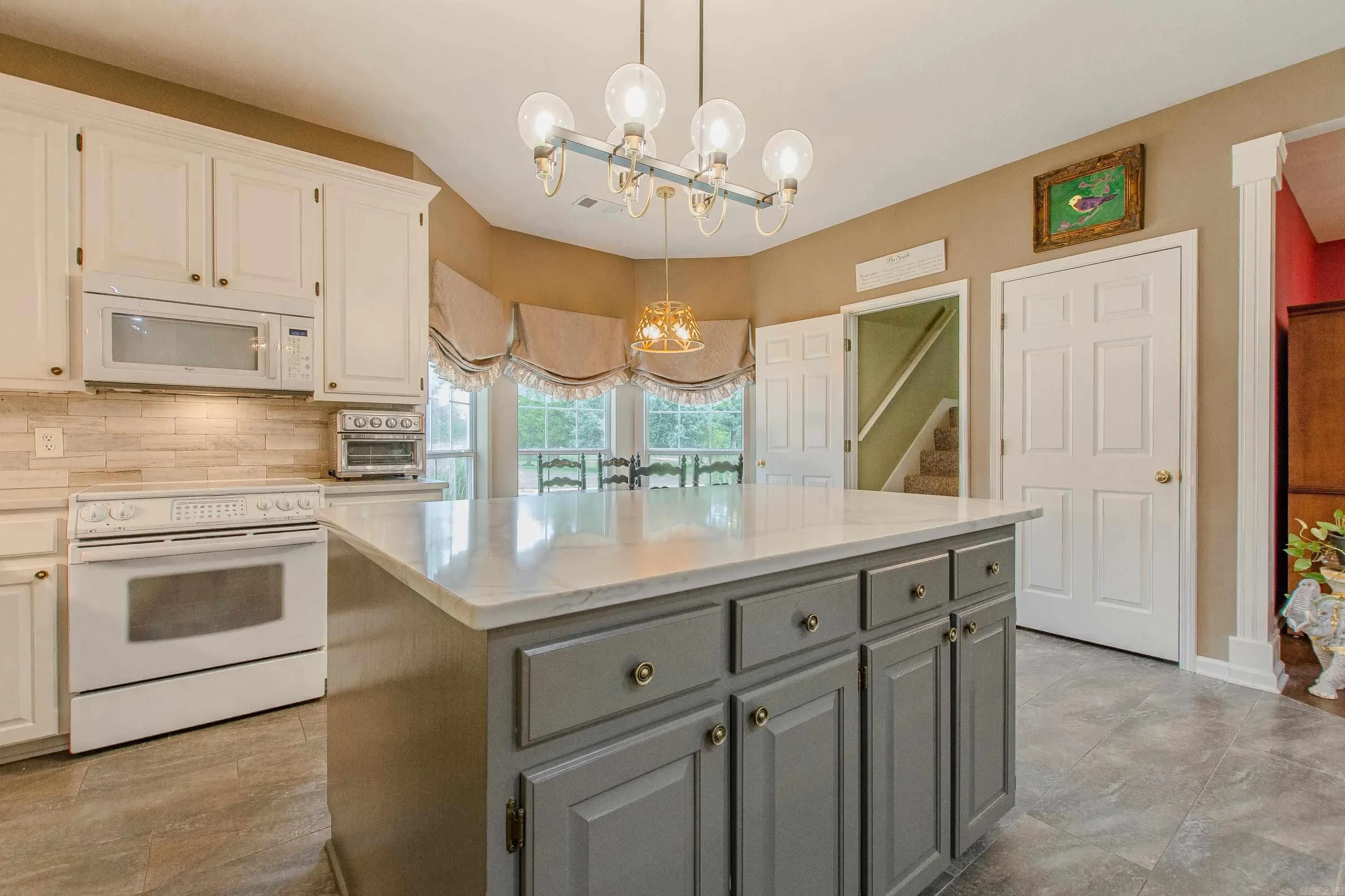 Property at 8900  Hinkson road - Image 14