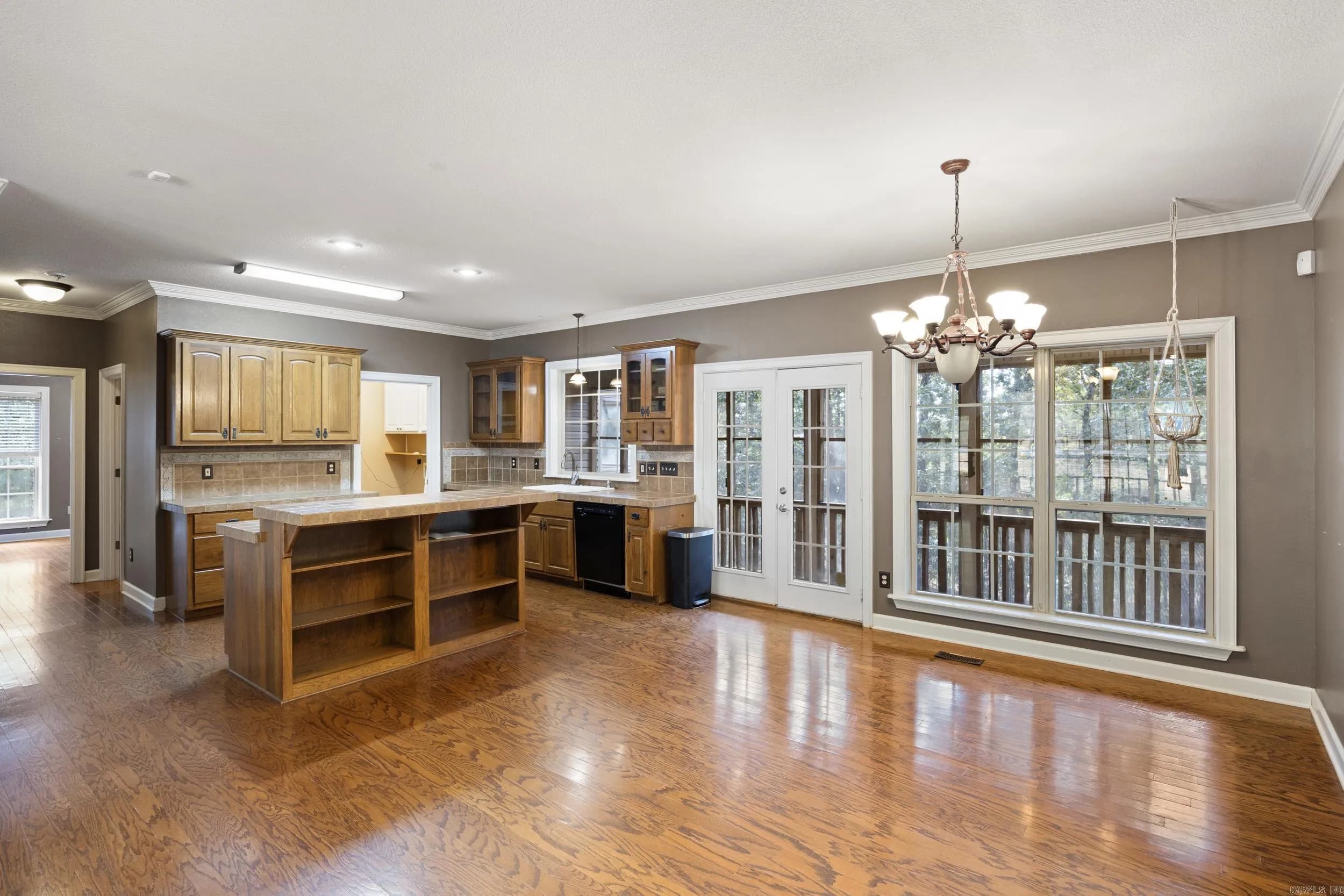 Property at 314  Kordsmeier ln - Image 8