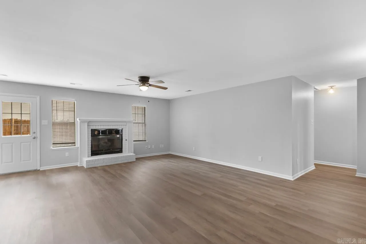 Property at 2106  Raintree - Image 6