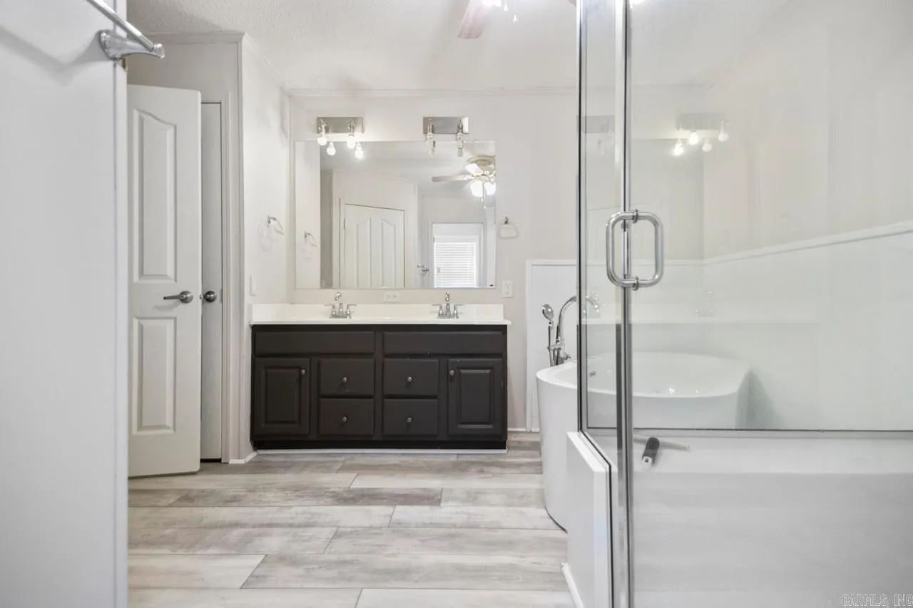 Property at 2  Beau circle - Image 18