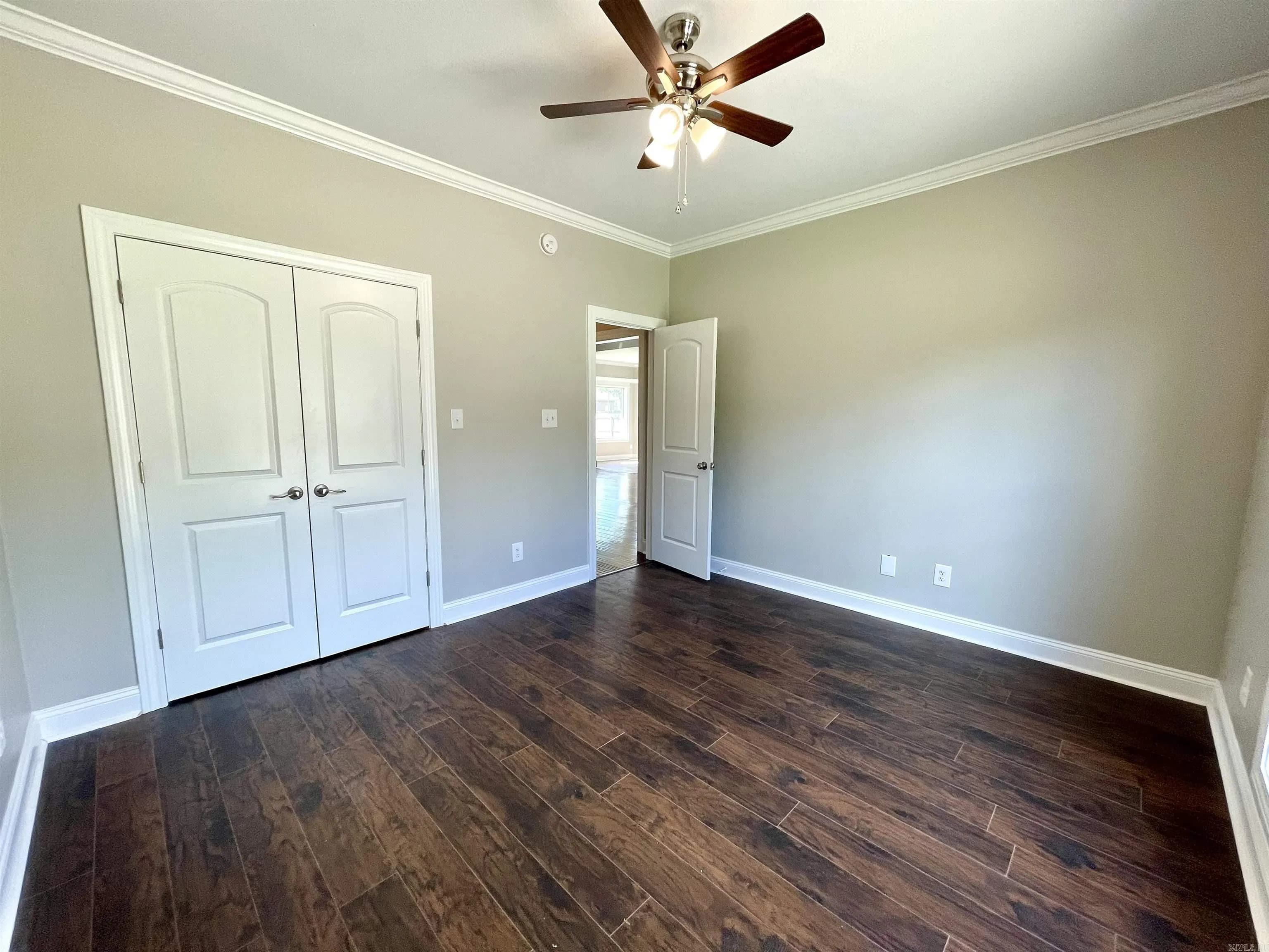 Property at 1499  Sullivan - Image 33