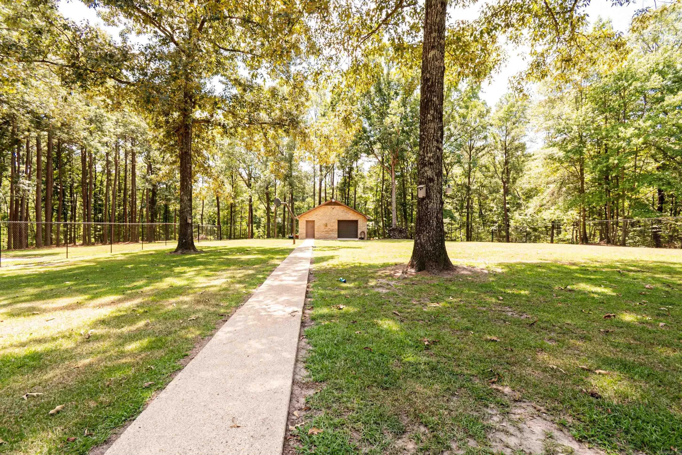 Property at 183  Southwood dr - Image 8