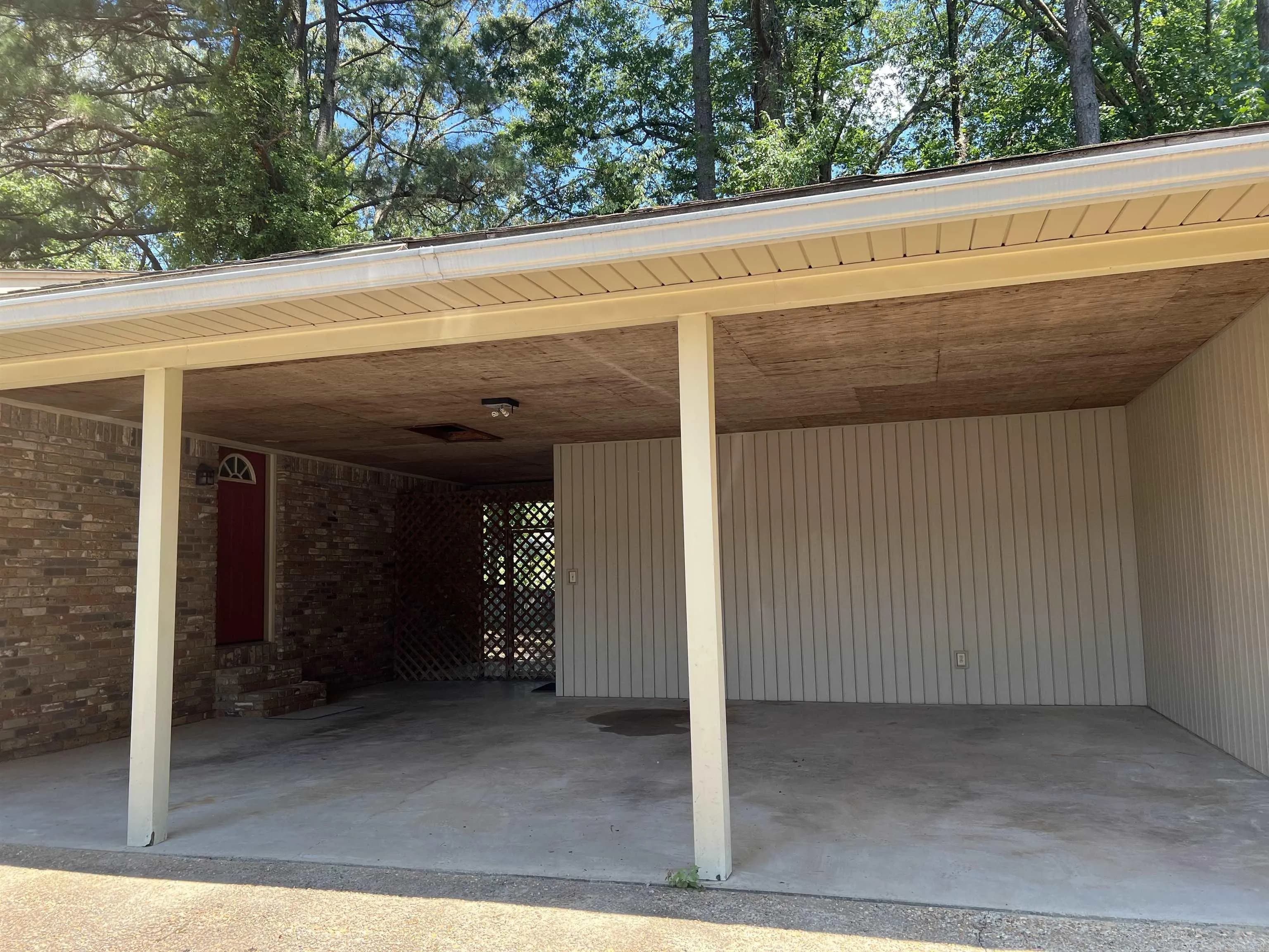 Property at 541  Palisade - Image 19