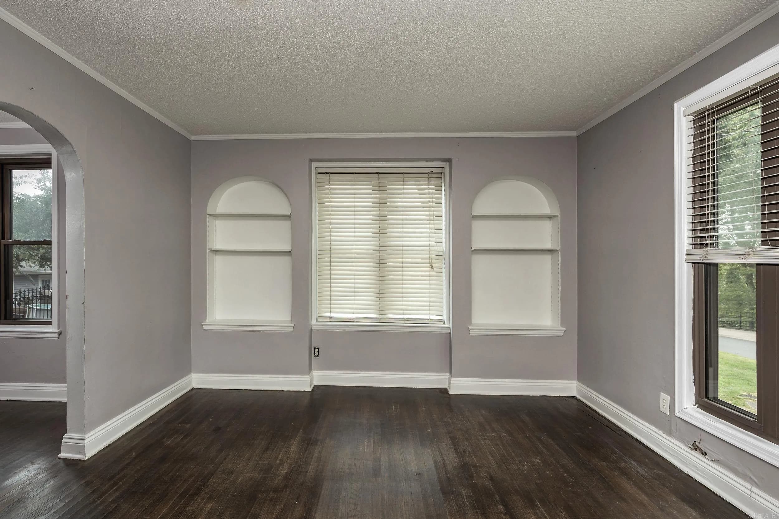 Property at 505  Cherry hill - Image 9