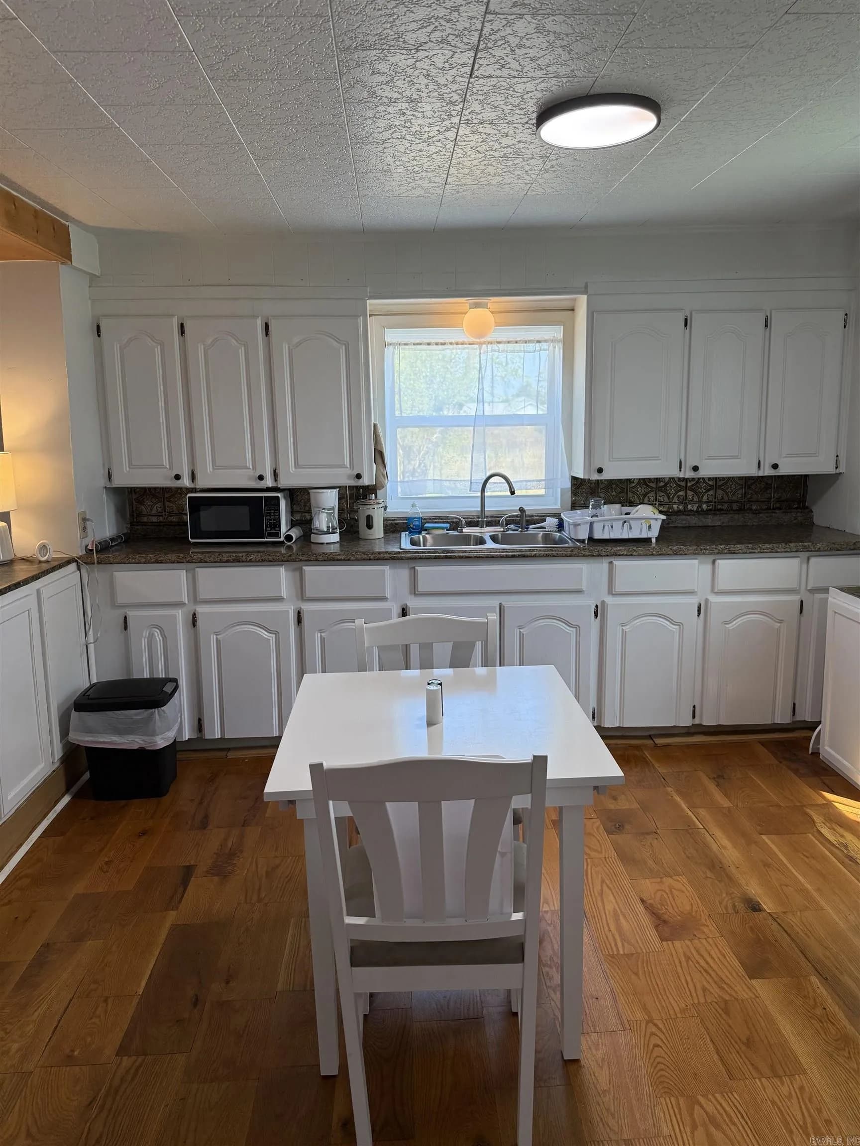 Property at 206  Dale - Image 5