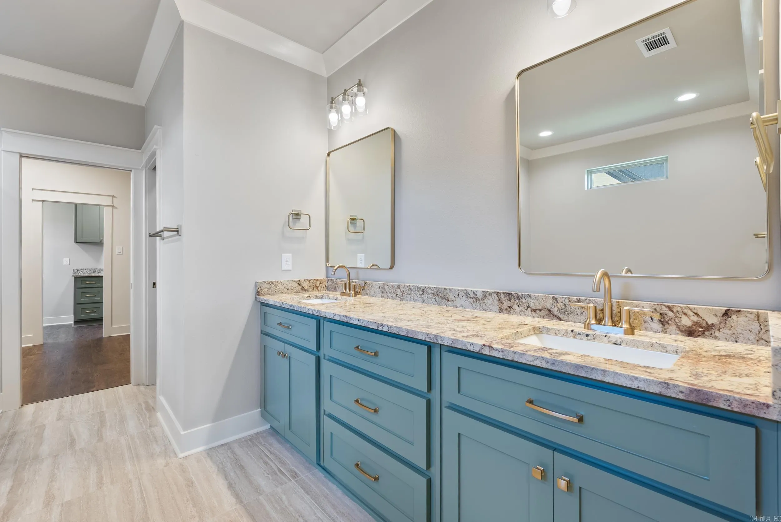 Property at 5645  Tivoli - Image 25
