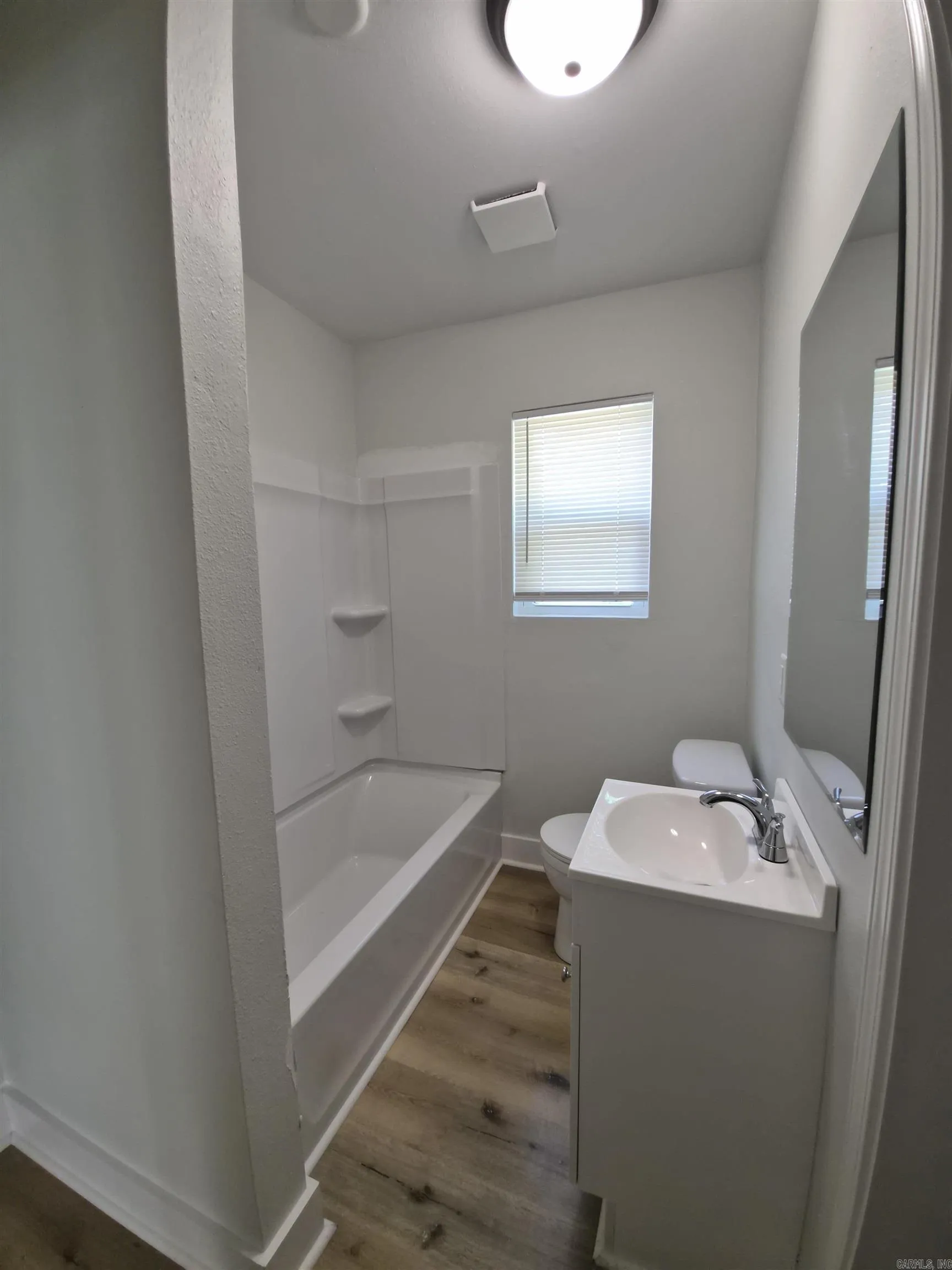 Property at 409 & 411 N 2nd st - Image 12
