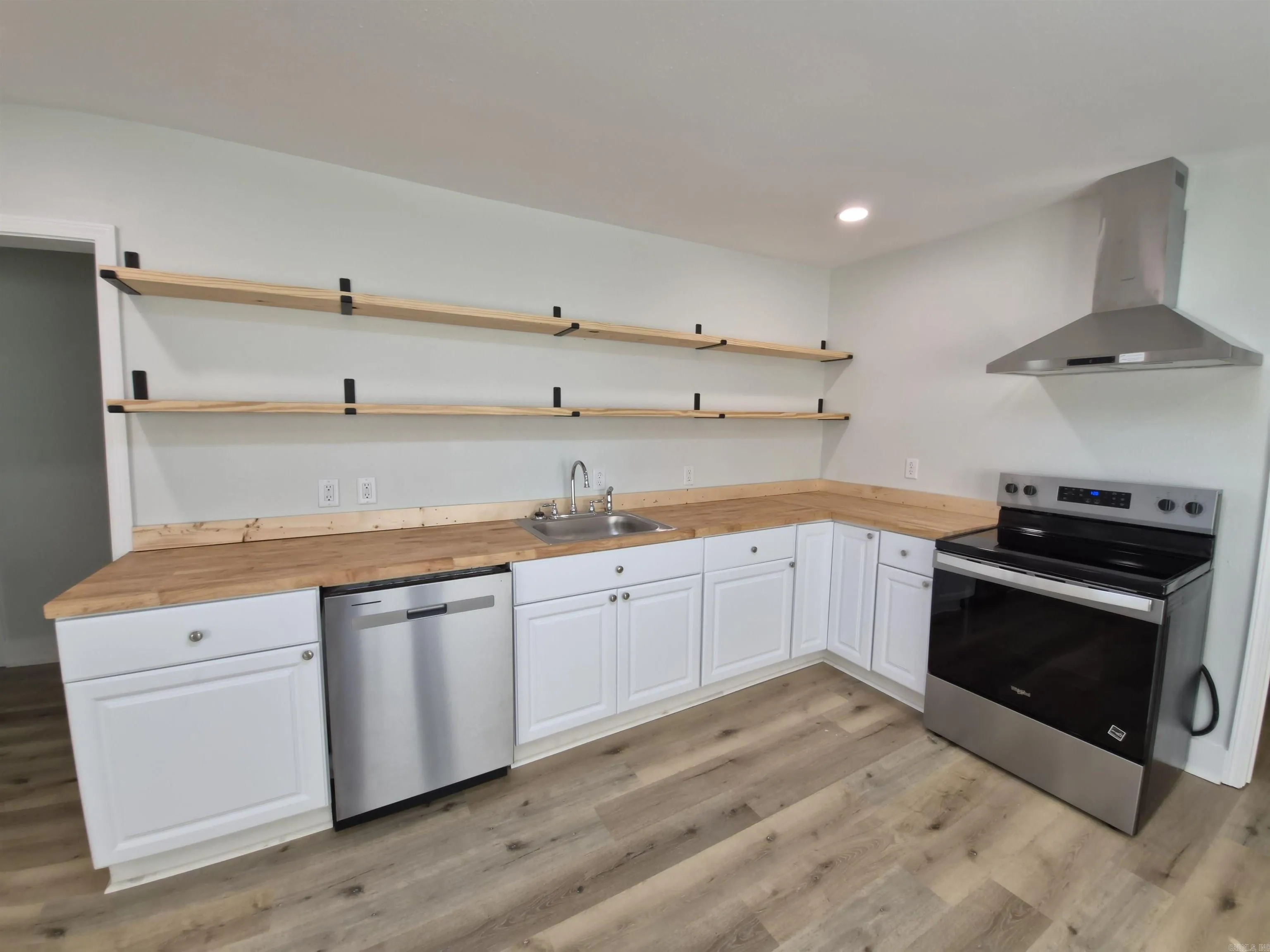 Property at 409 & 411 N 2nd st - Image 8