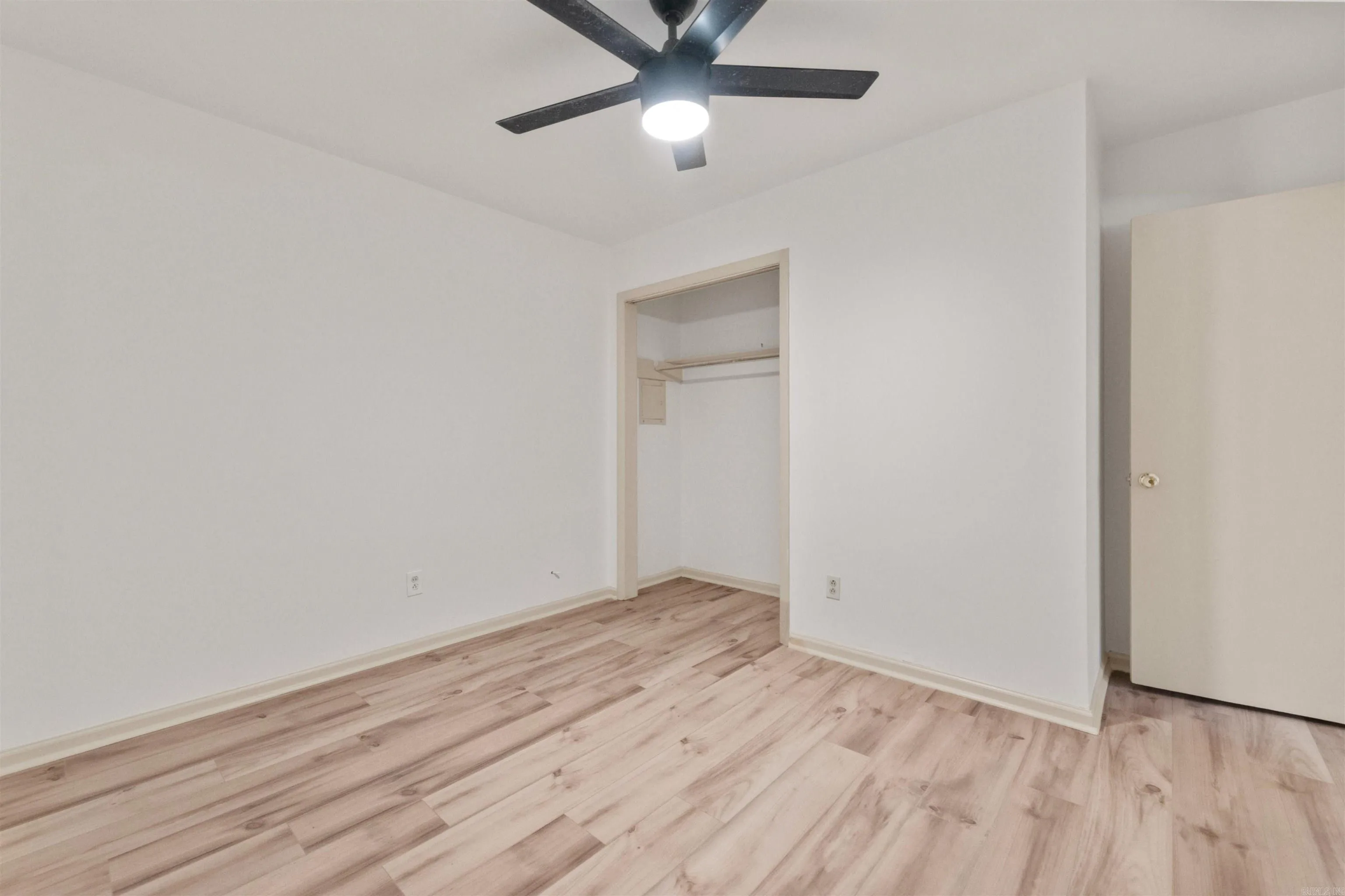 Property at 3  Luau - Image 17