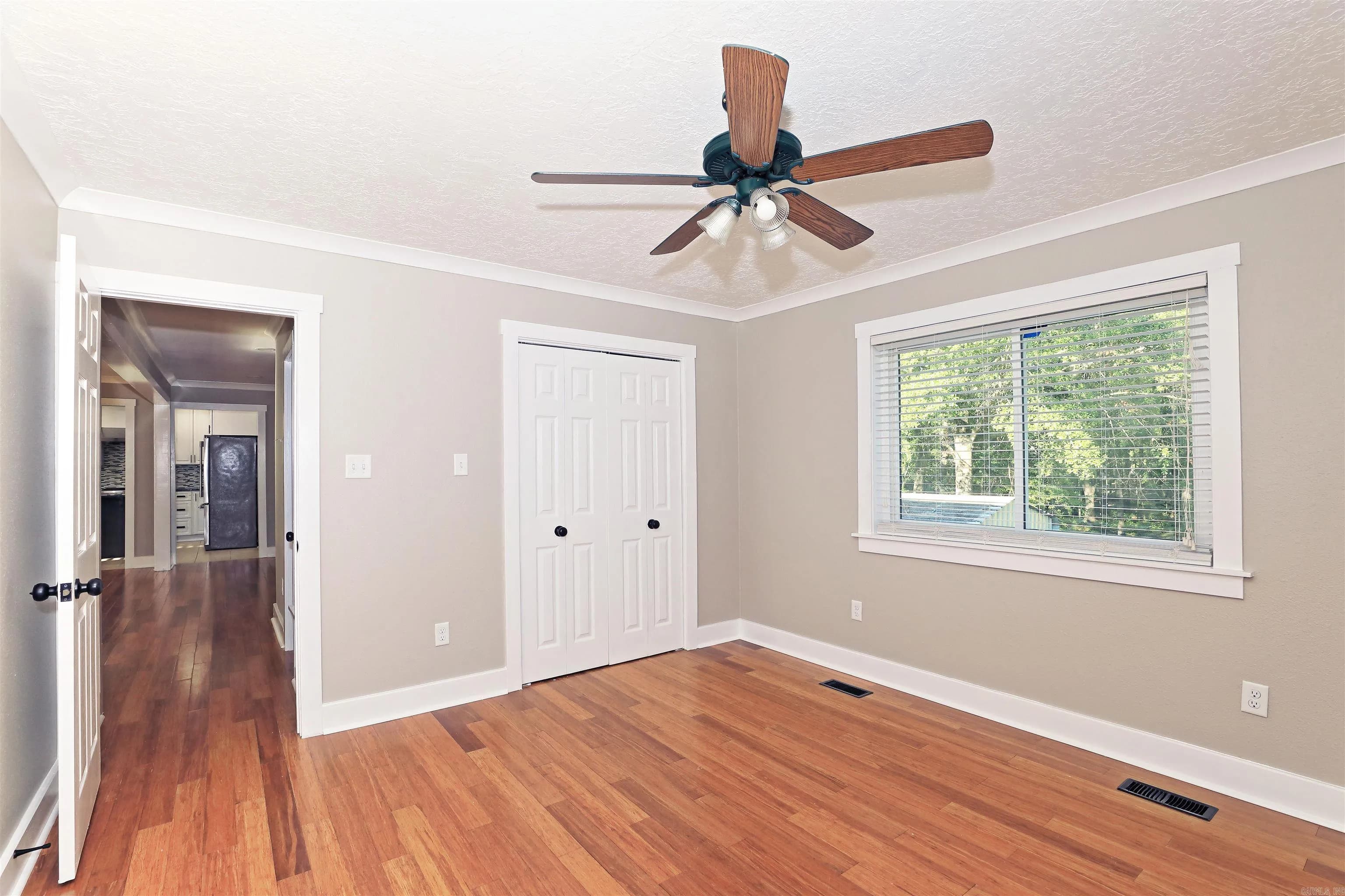 Property at 4306  Oakhaven - Image 14