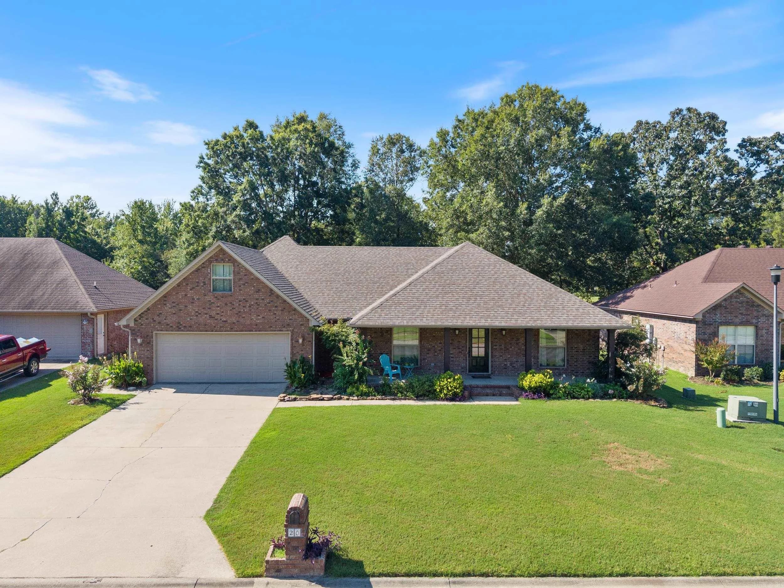 Property at 20  Brentwood - Image 5