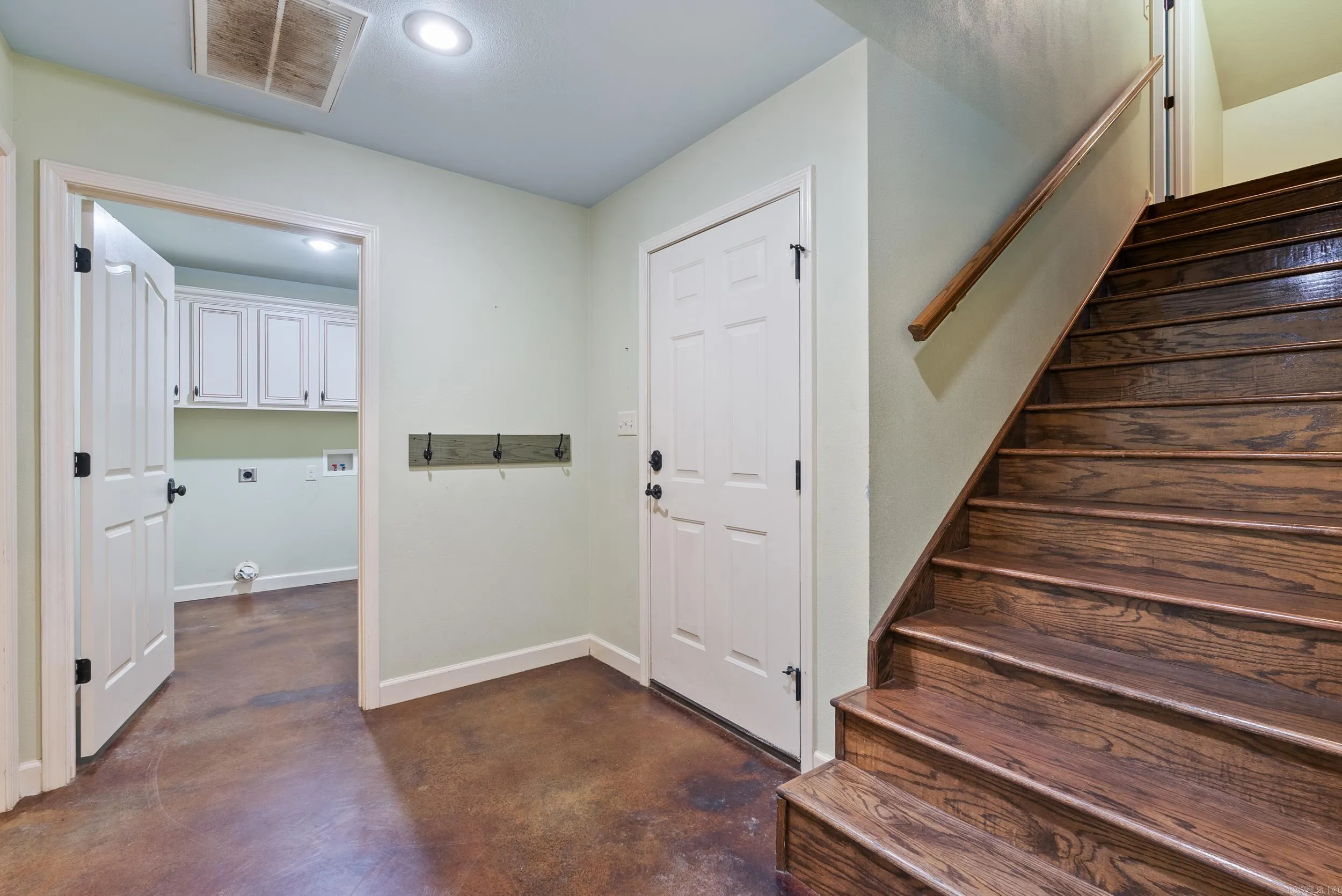 Property at 20  Brentwood - Image 32