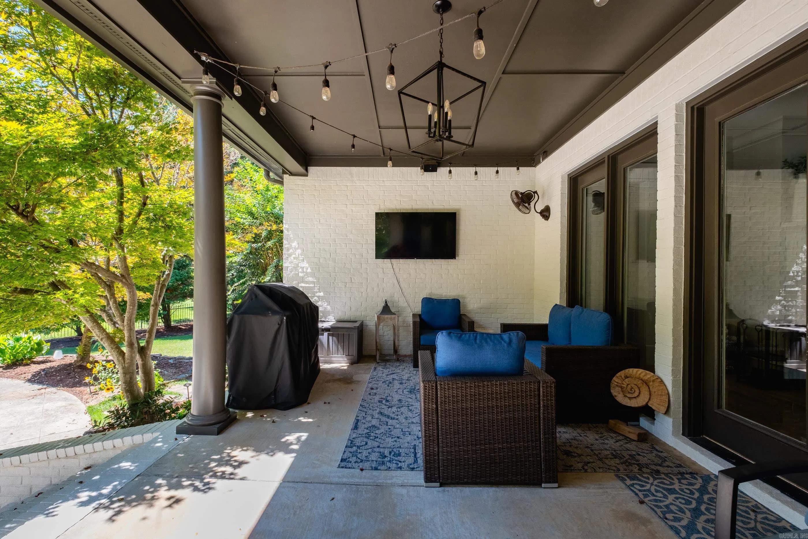 Property at 200  Sologne - Image 40
