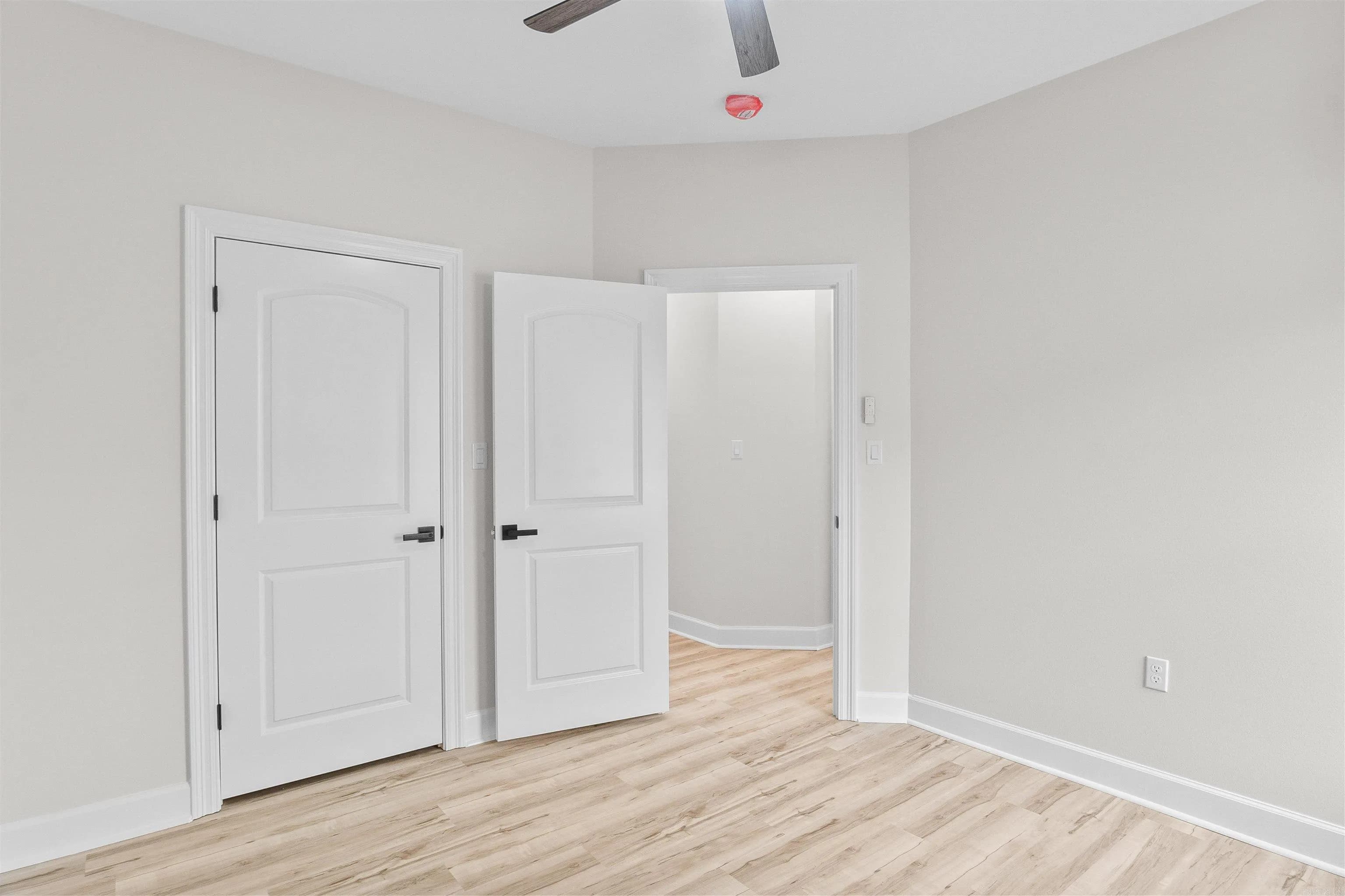 Property at 512  Madeleine - Image 30