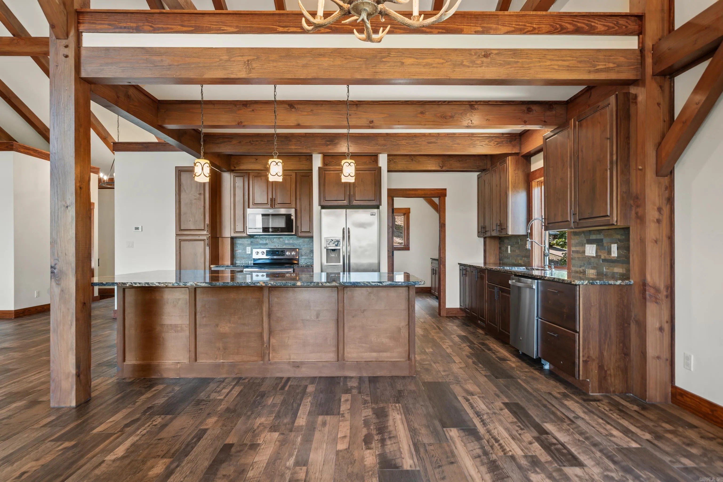 Property at 247  Woodview - Image 17