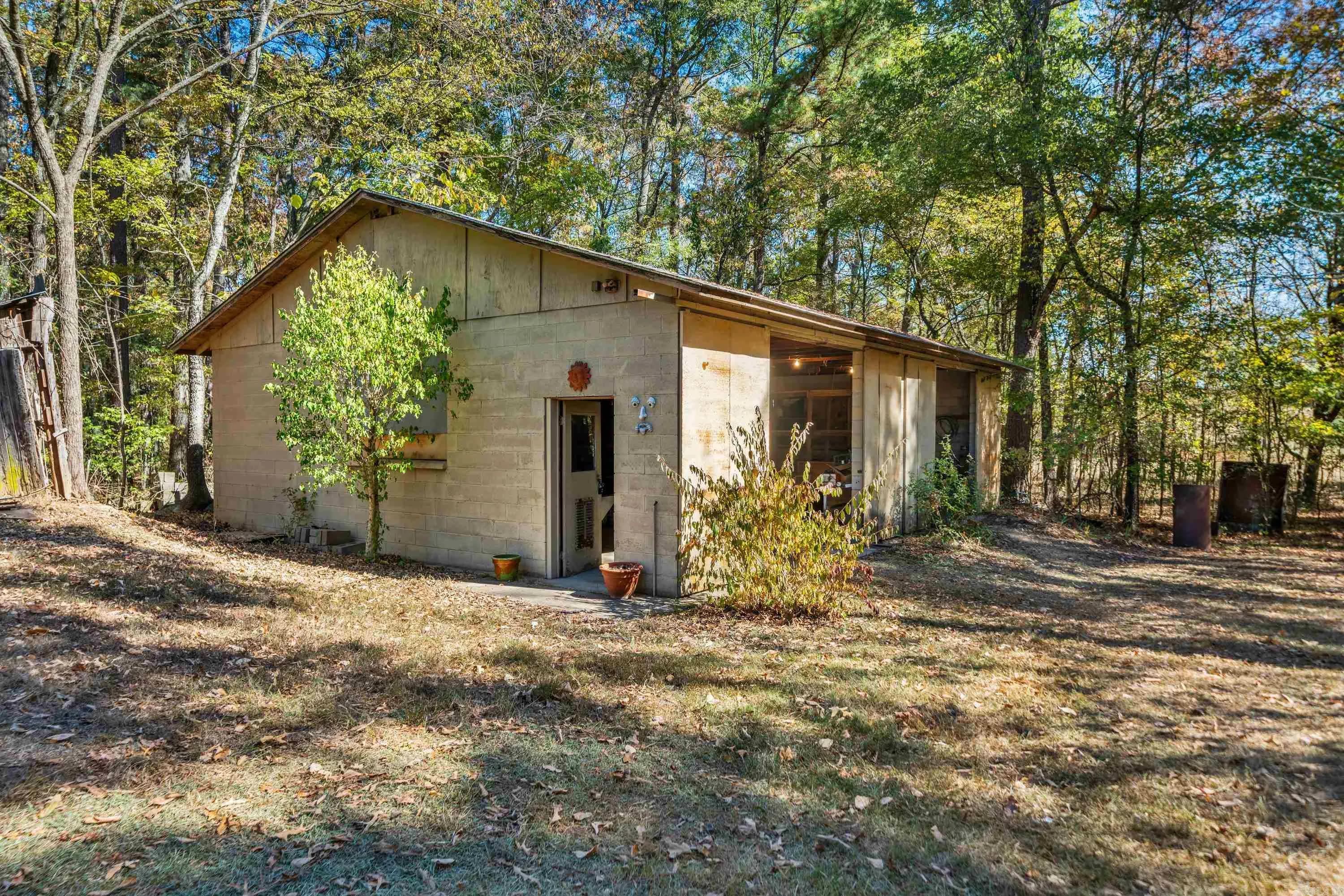 Property at 5635  Sunshine - Image 31