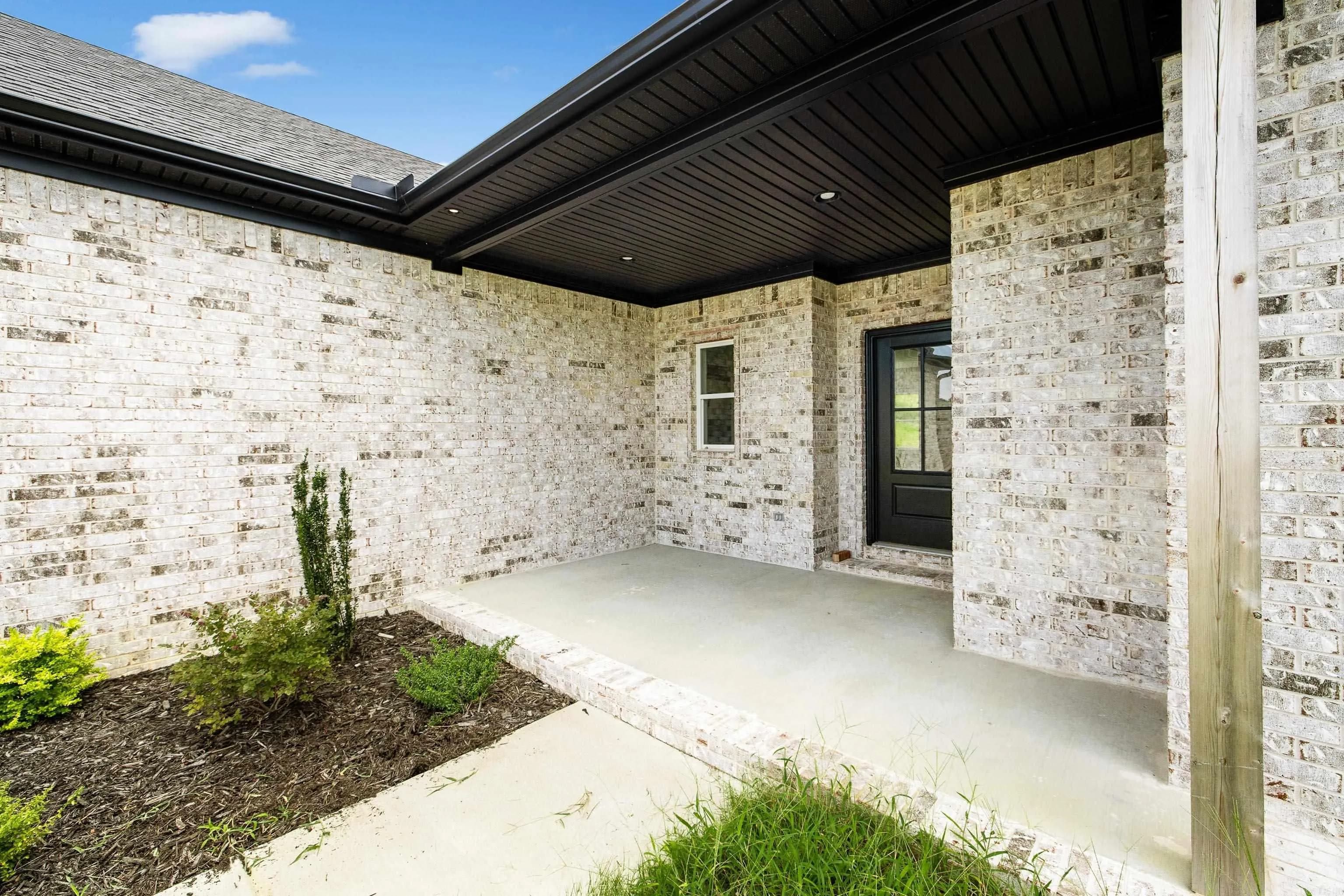 Property at 5013  Clover brook - Image 5