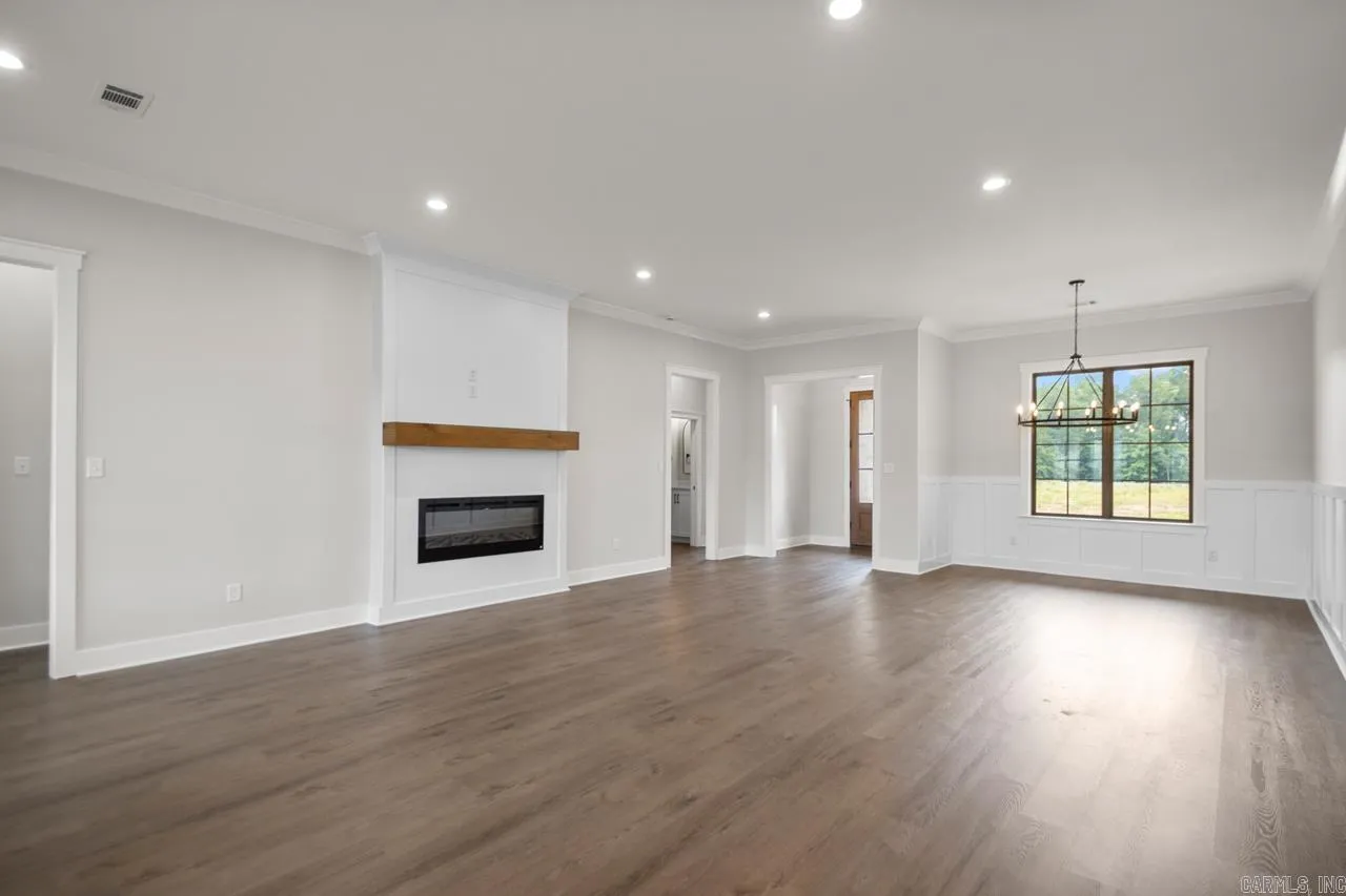 Property at 512  Corondelet lane - Image 7