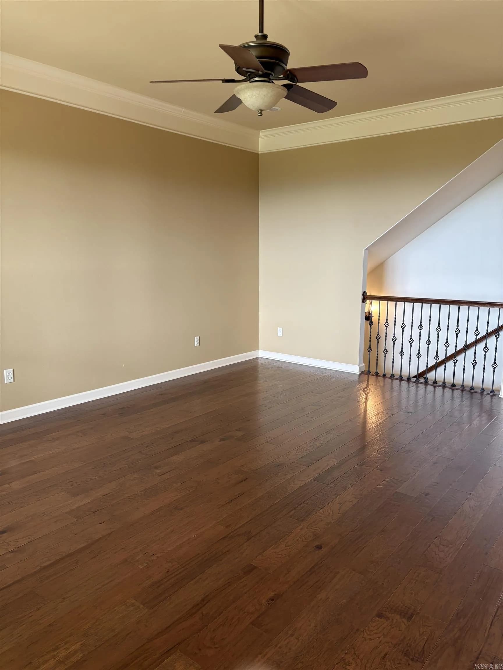 Property at 190  Majestic circle - Image 7