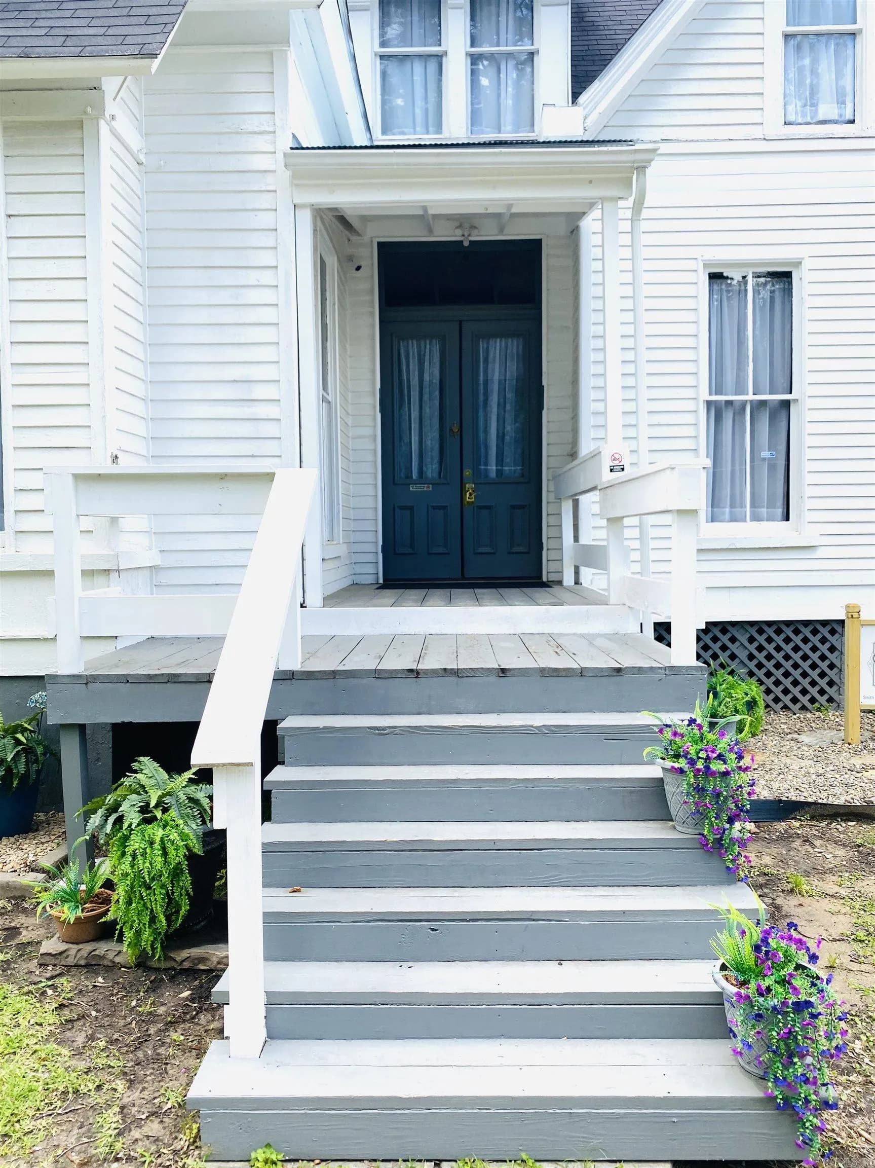 Property at 124  Clifton street - Image 2
