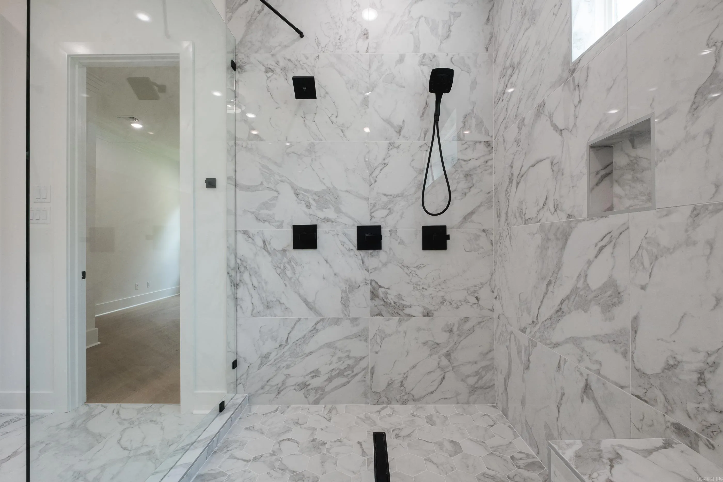 Property at 132  Abington drive - Image 34